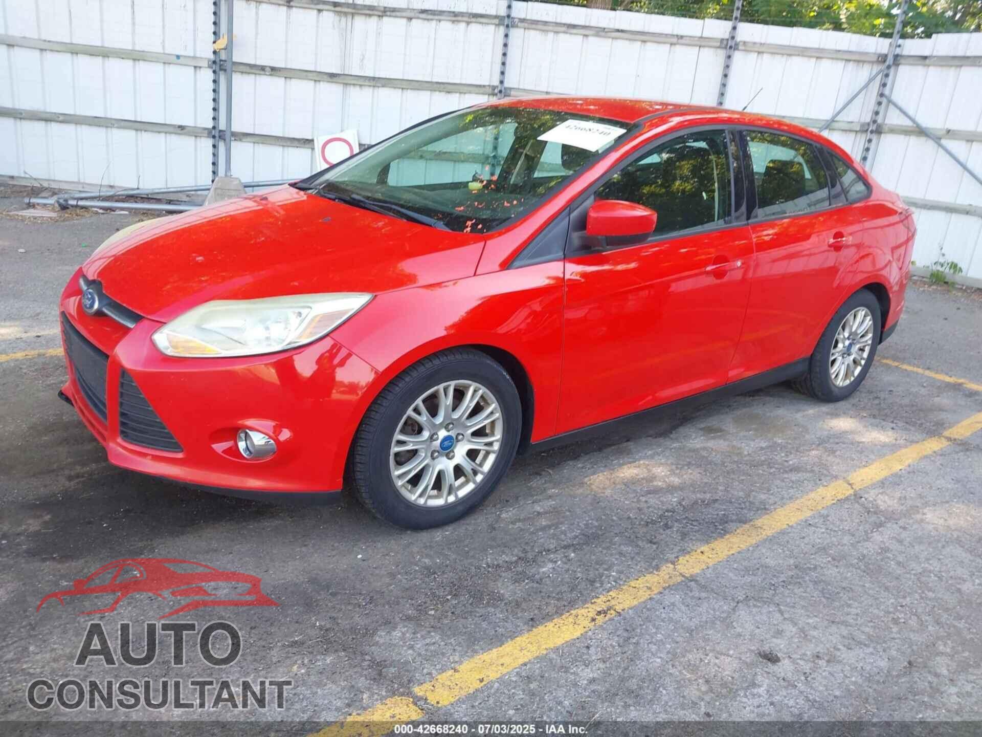 FORD FOCUS 2012 - 1FAHP3F24CL239326