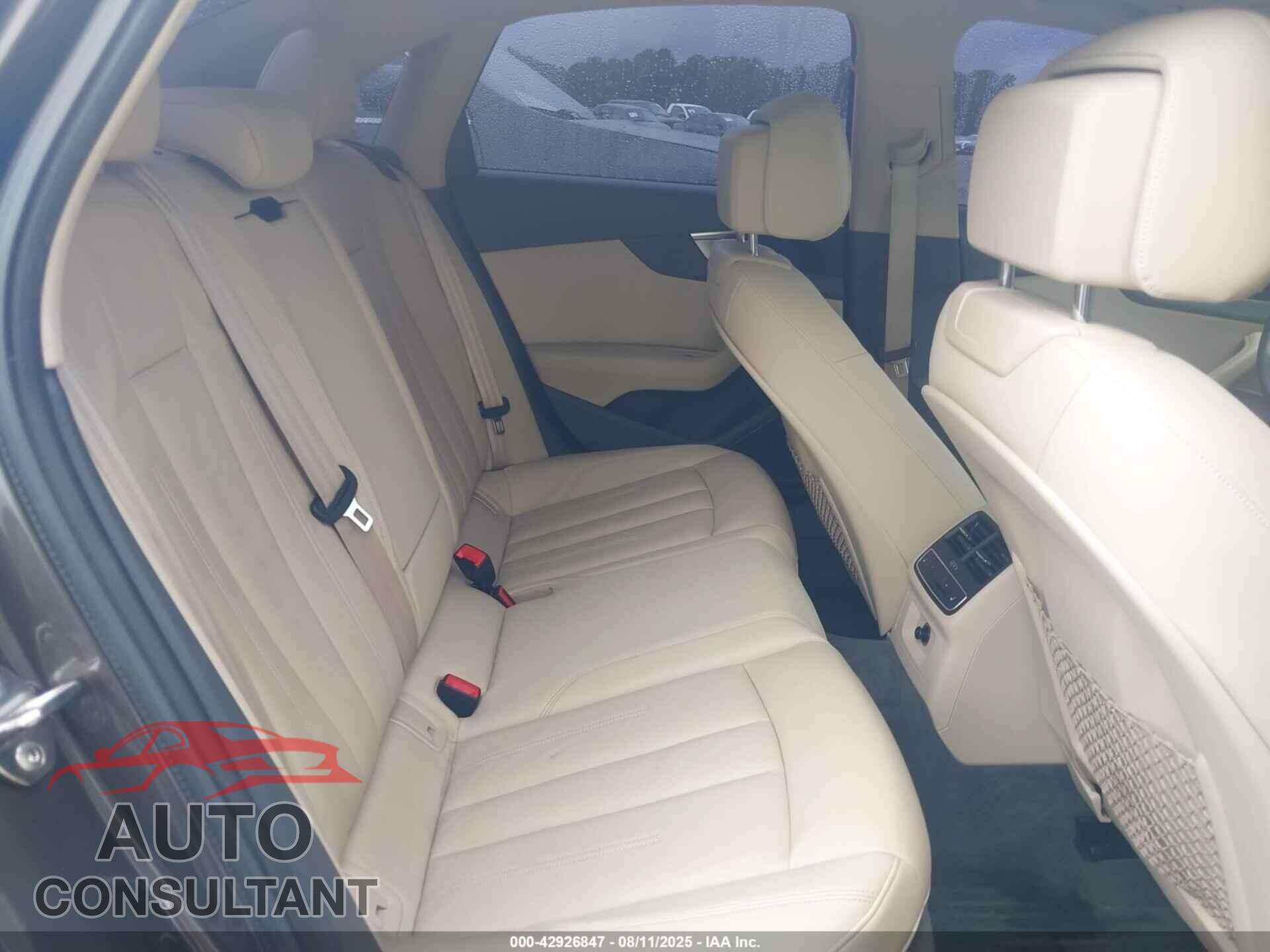 AUDI A4 2017 - WAUFNAF45HA083200