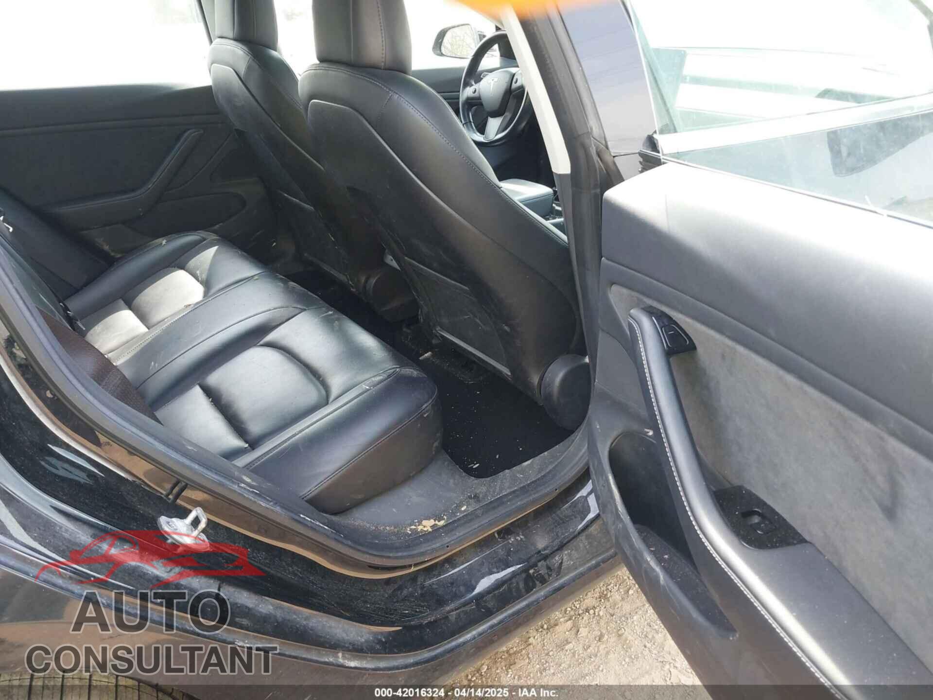 TESLA MODEL 3 2018 - 5YJ3E1EB2JF103096