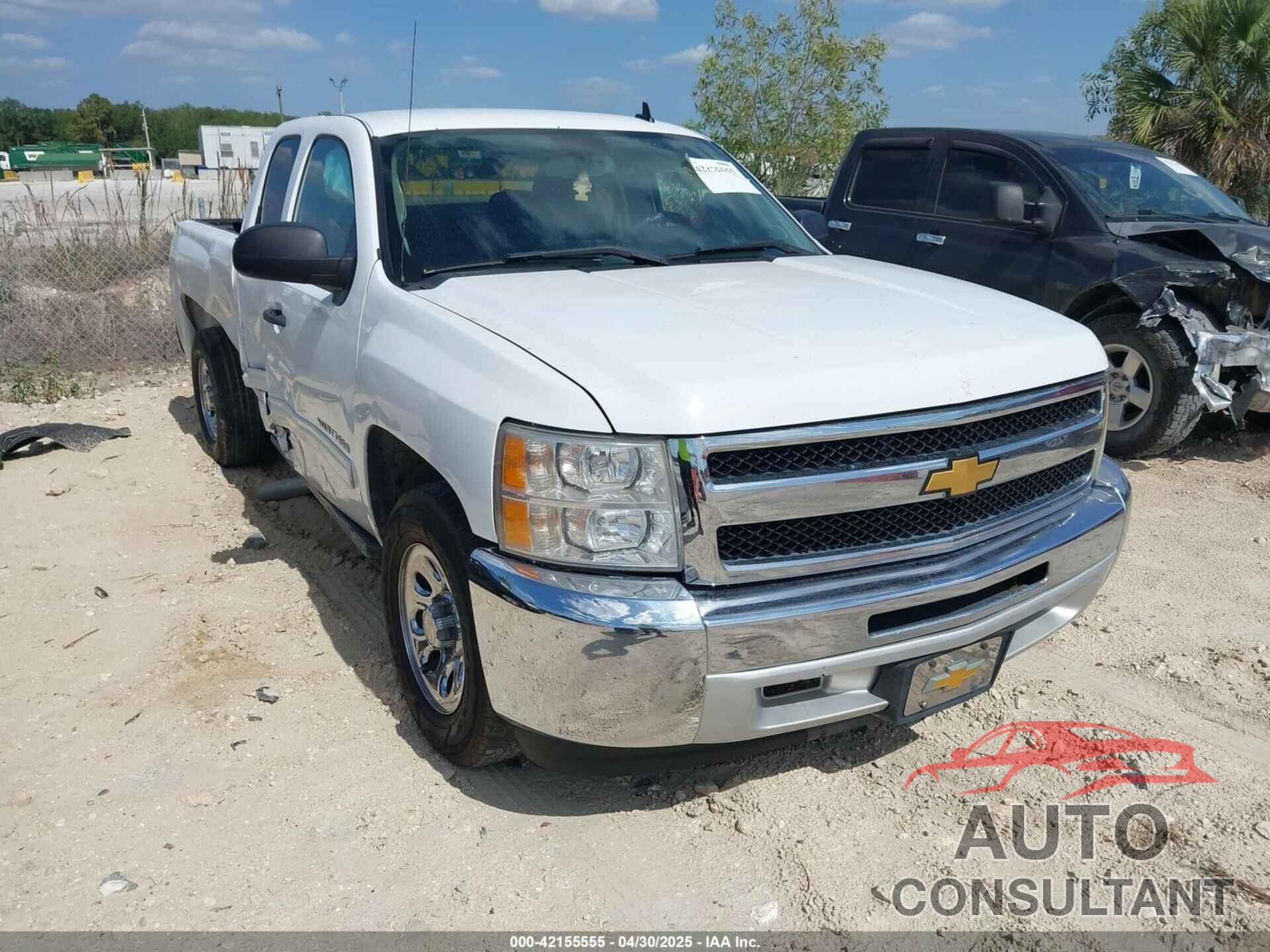 CHEVROLET SILVERADO 1500 2013 - 1GCRKSEA7DZ368238