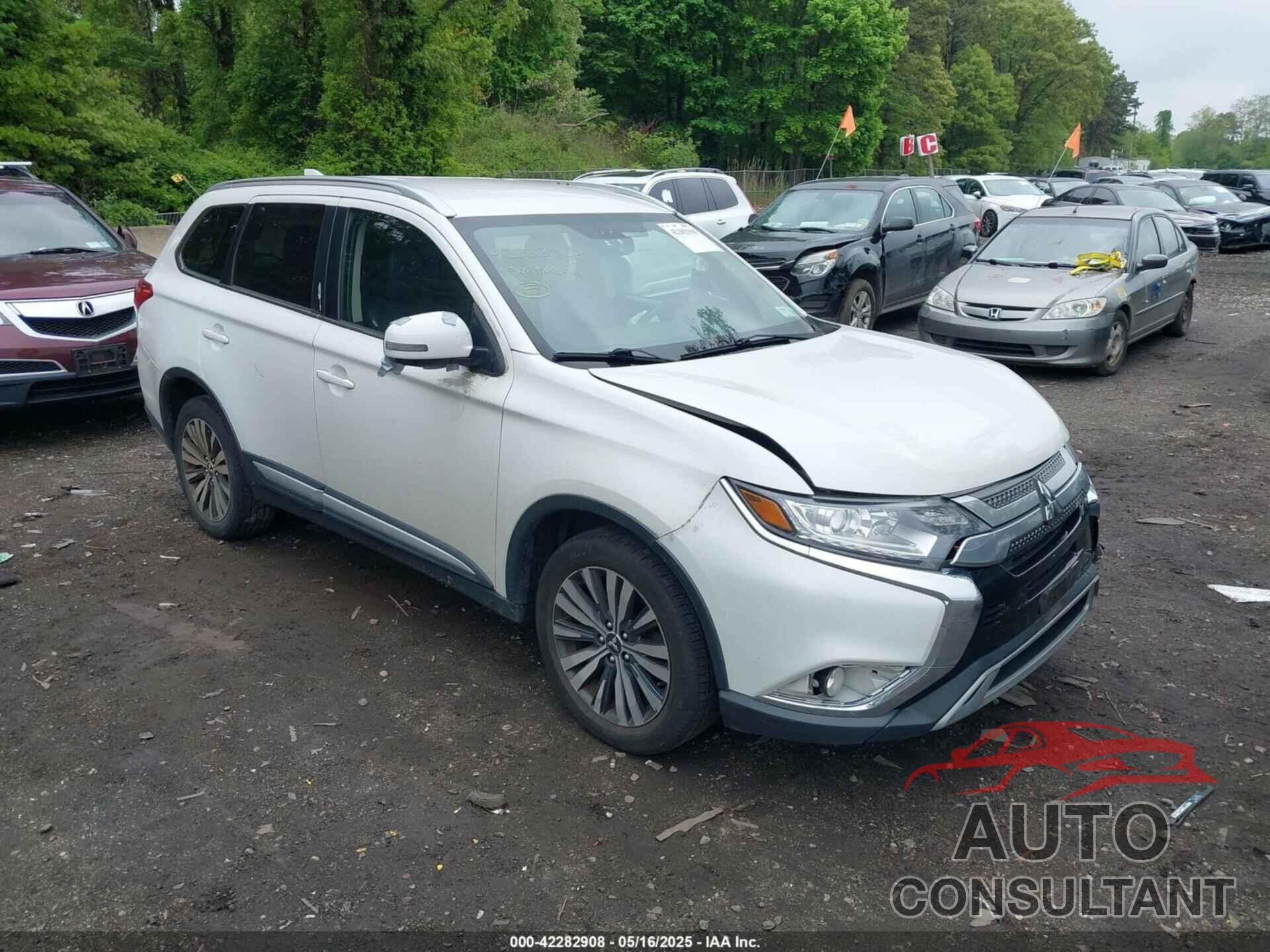MITSUBISHI OUTLANDER 2019 - JA4AZ3A31KZ036096