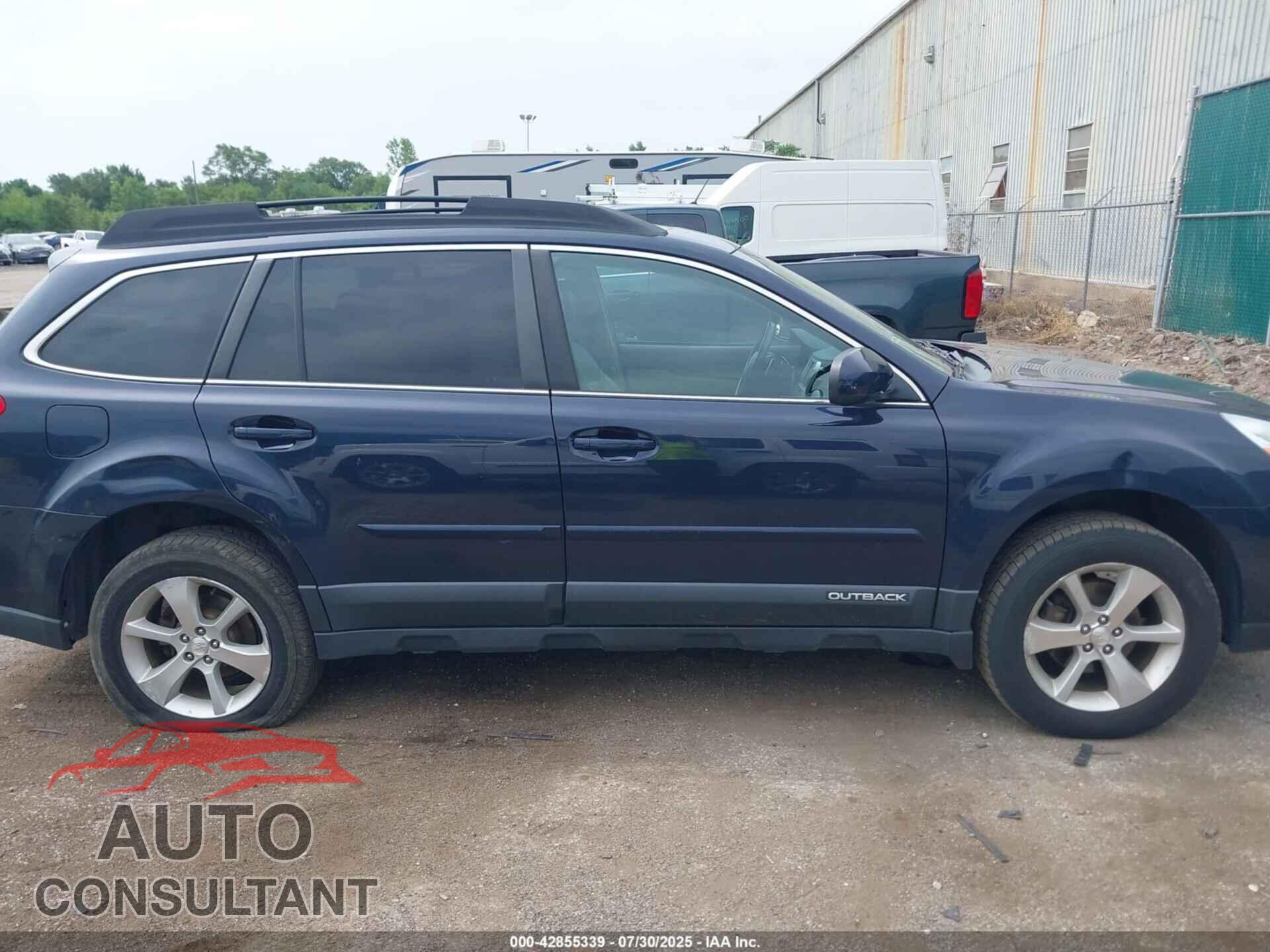SUBARU OUTBACK 2013 - 4S4BRCPC3D3206526