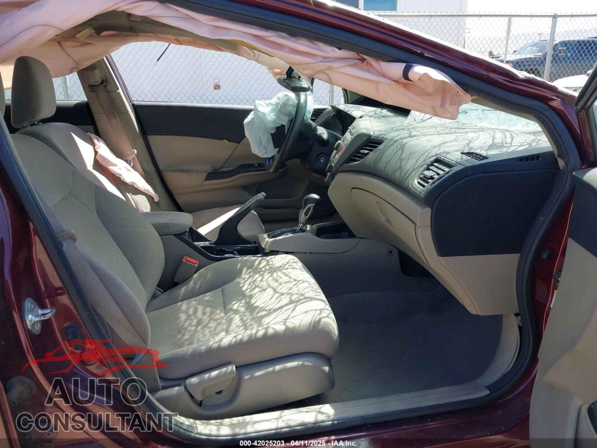 HONDA CIVIC 2012 - 2HGFB2F55CH538309