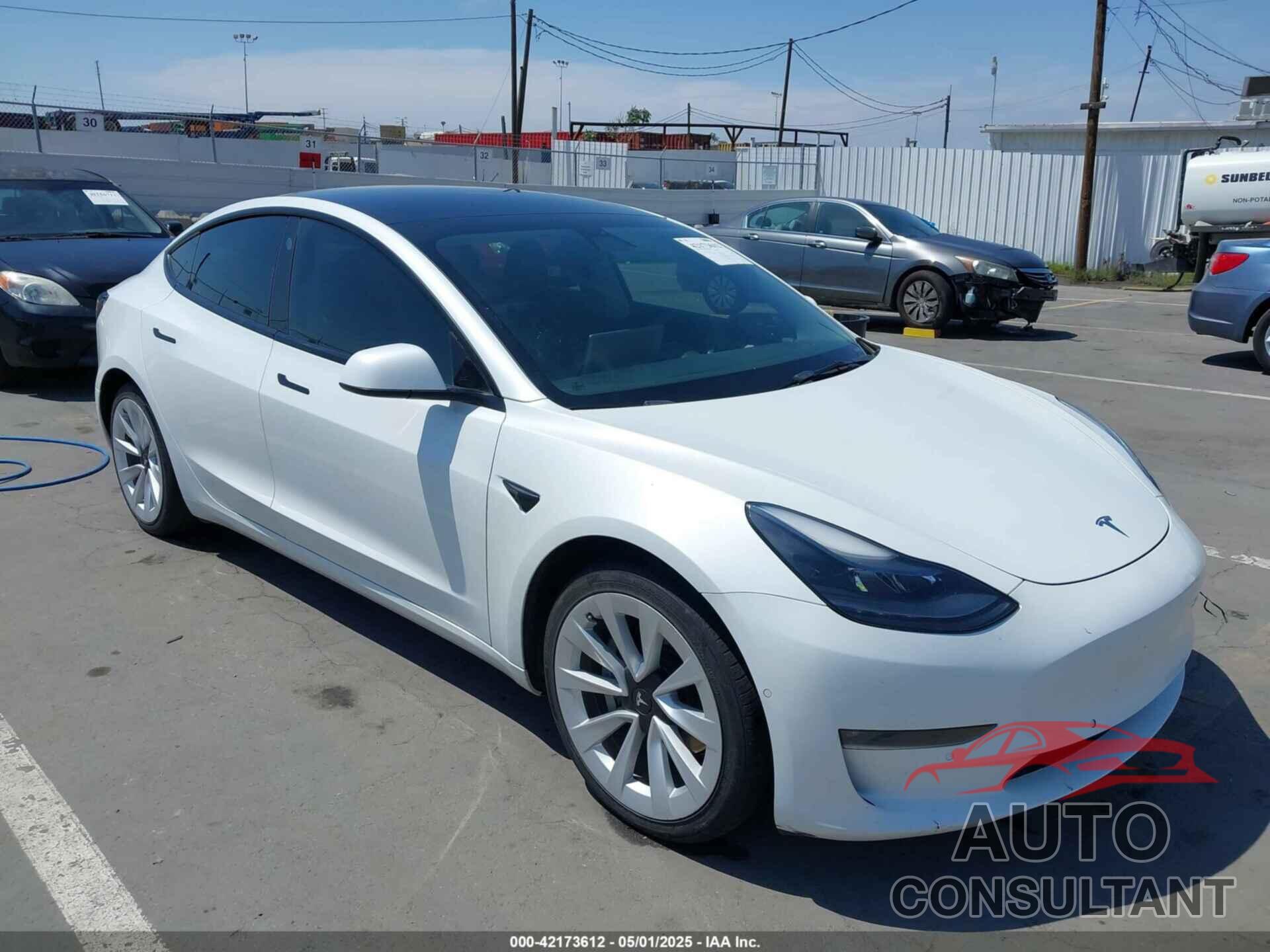 TESLA MODEL 3 2022 - 5YJ3E1EB9NF113601