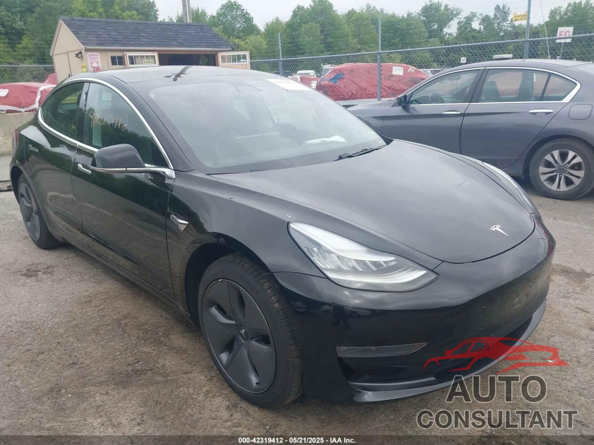 TESLA MODEL 3 2019 - 5YJ3E1EA8KF400009