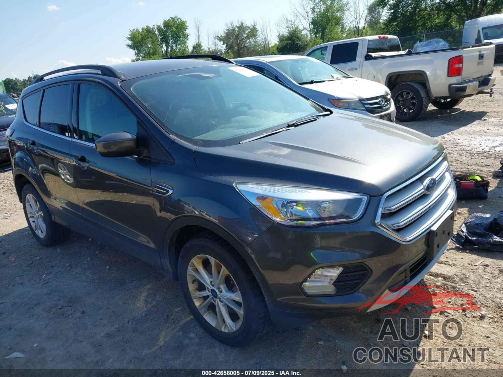 FORD ESCAPE 2018 - 1FMCU9GD6JUD05961