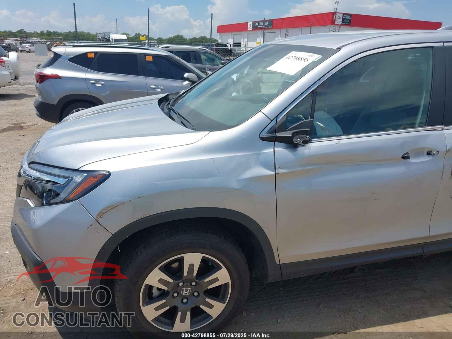 HONDA RIDGELINE 2017 - 5FPYK3F66HB036029