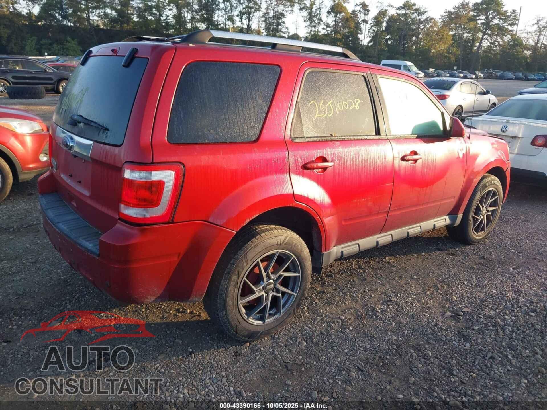 FORD ESCAPE 2012 - 1FMCU9E71CKB99110