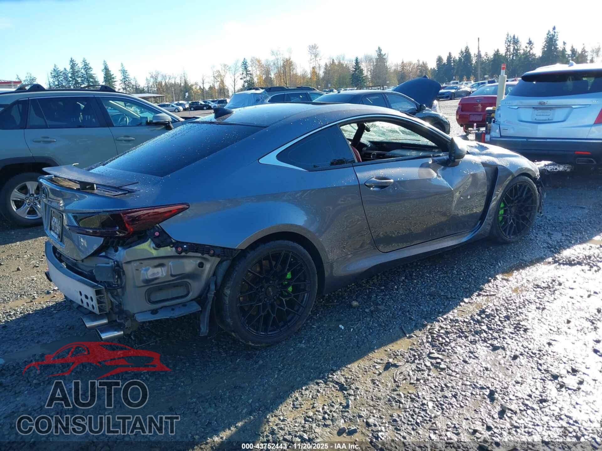 LEXUS RC F 2015 - JTHHP5BC9F5000768