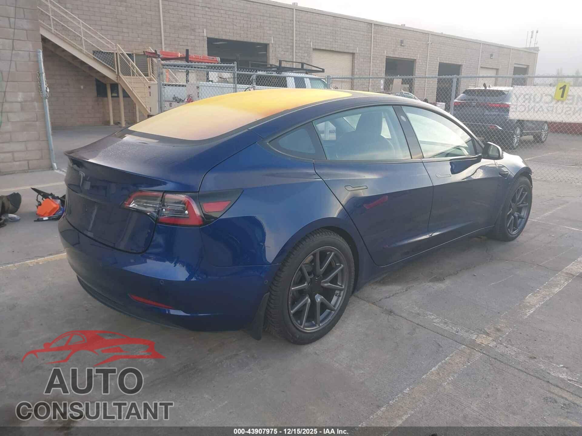 TESLA MODEL 3 2018 - 5YJ3E1EA3JF007355