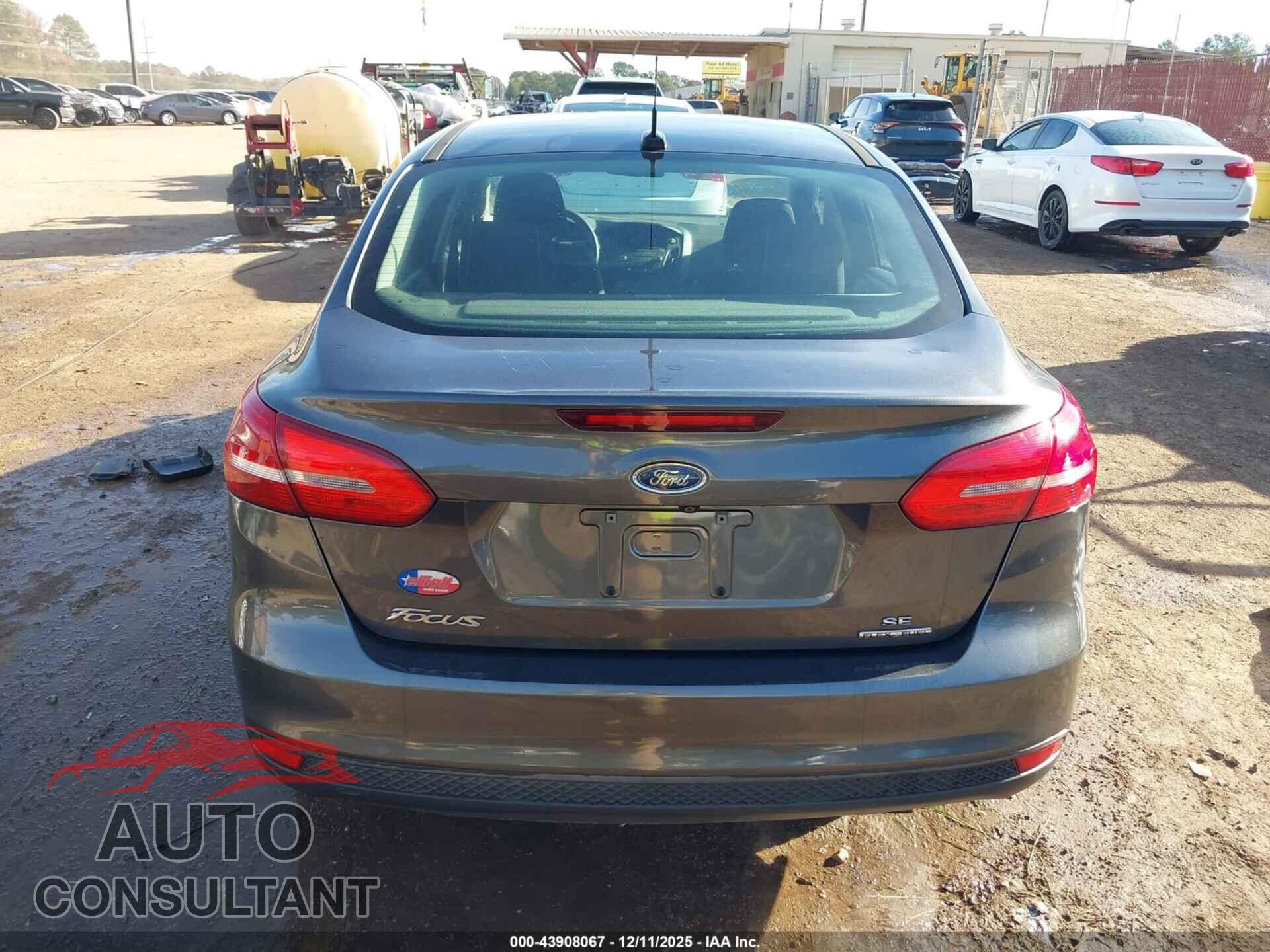 FORD FOCUS 2016 - 1FADP3F23GL309953