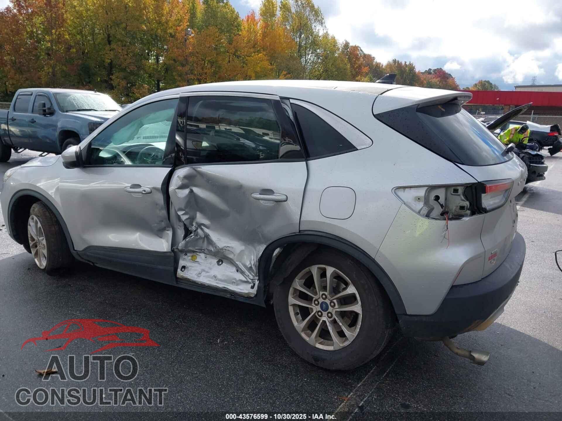 FORD ESCAPE 2020 - 1FMCU0G67LUA22713