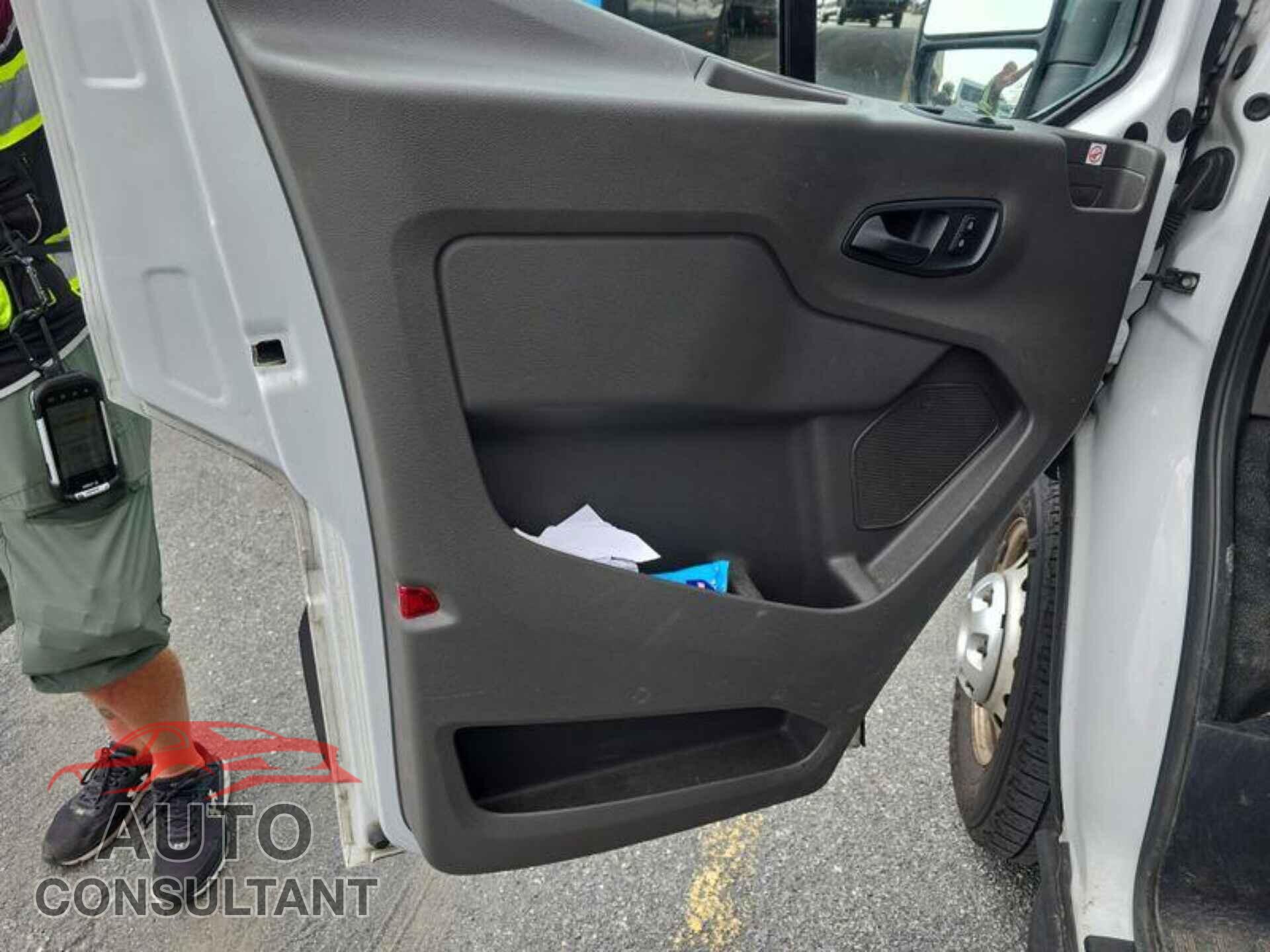 FORD TRANSIT 2020 - 1FTBR2C8XLKA76667