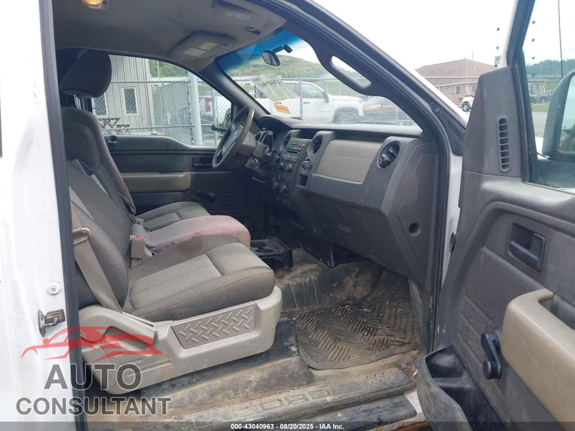 FORD F-150 2010 - 1FTNF1EV8AKE63086