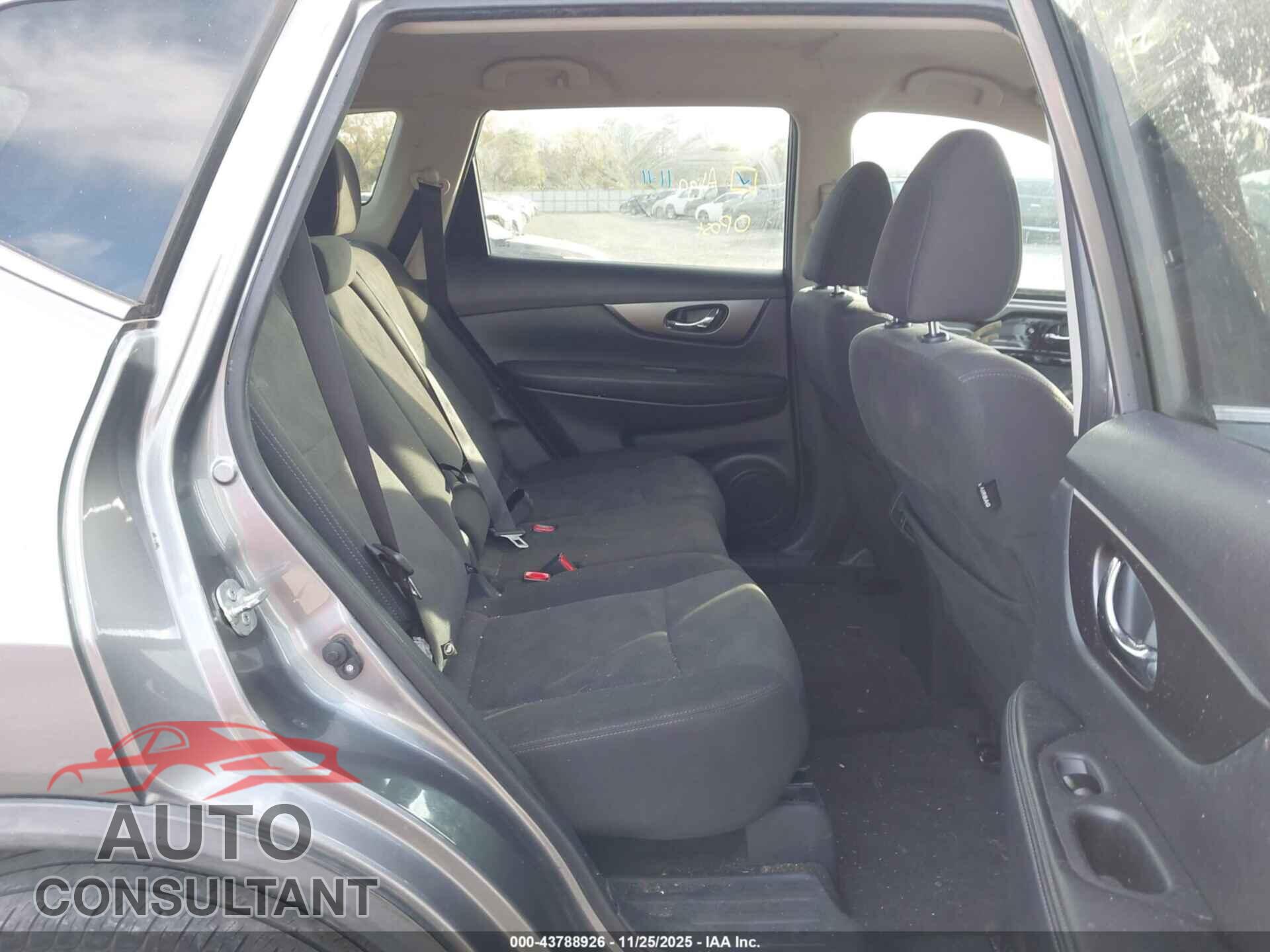 NISSAN ROGUE 2016 - KNMAT2MT3GP660644