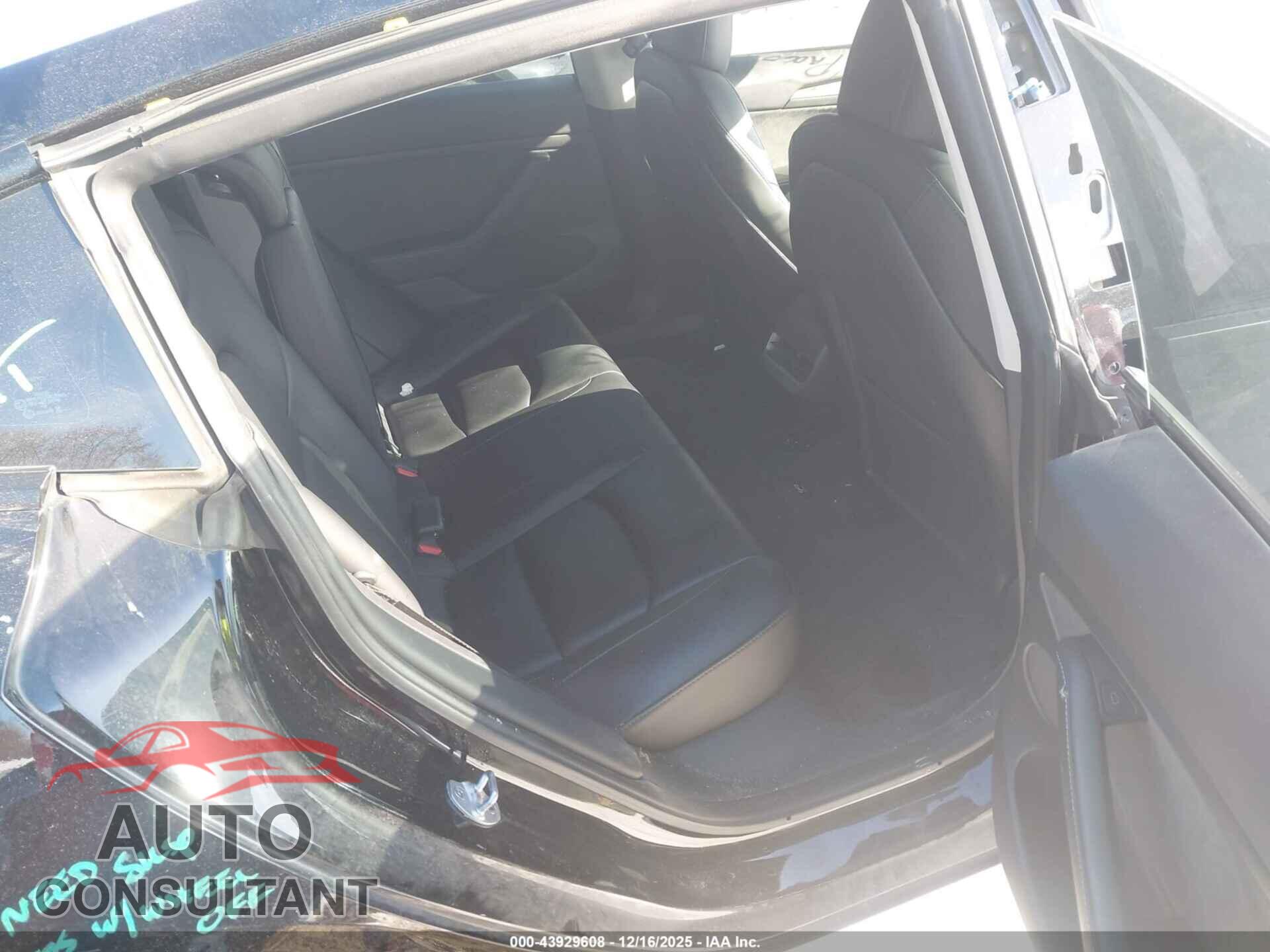 TESLA MODEL 3 2023 - 5YJ3E1EA2PF446992