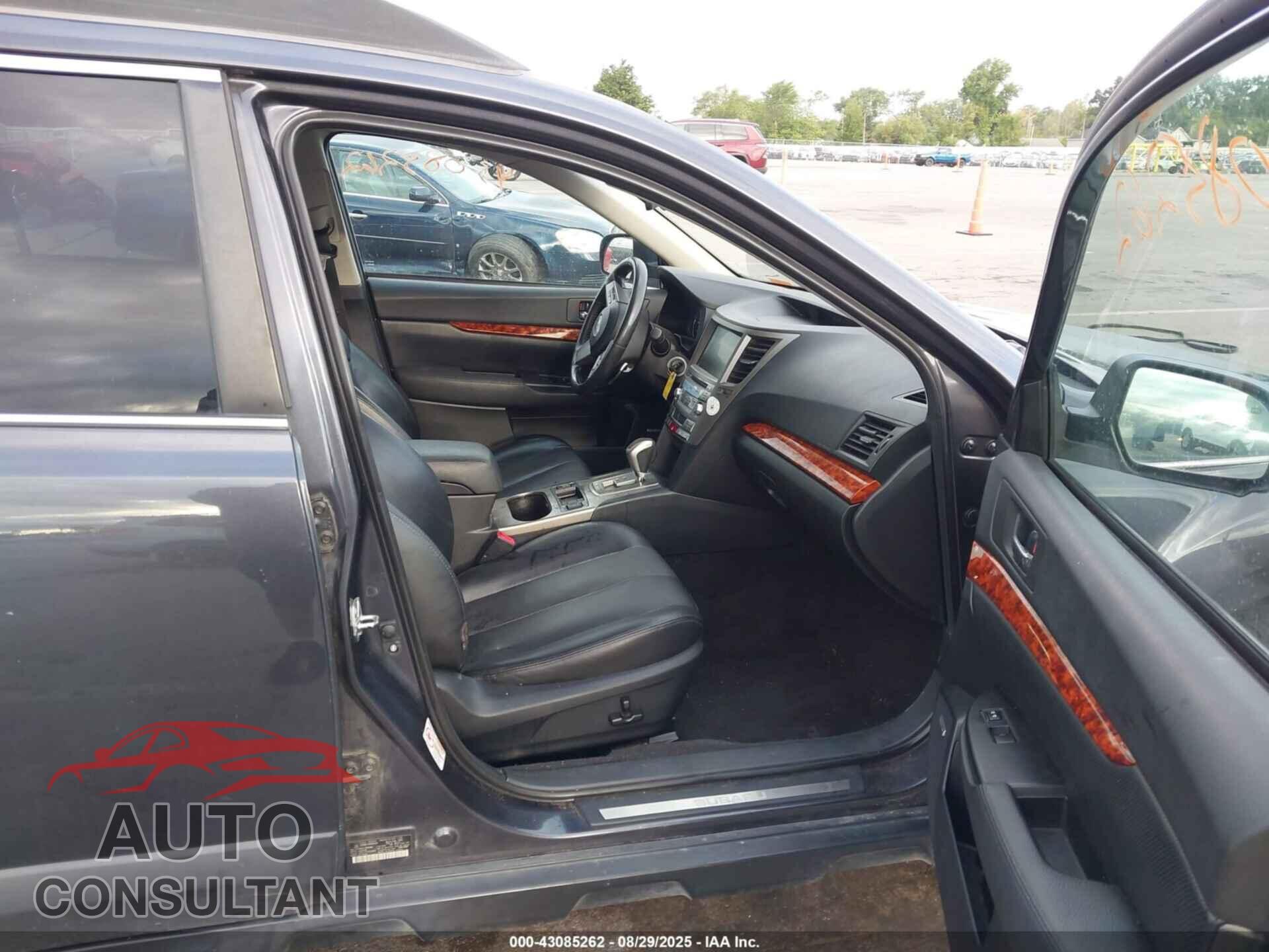 SUBARU OUTBACK 2011 - 4S4BRBLC8B3367922