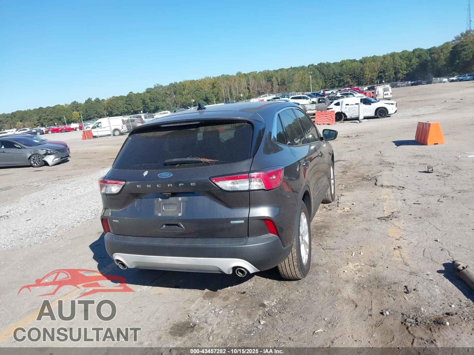 FORD ESCAPE 2020 - 1FMCU0G60LUA75804