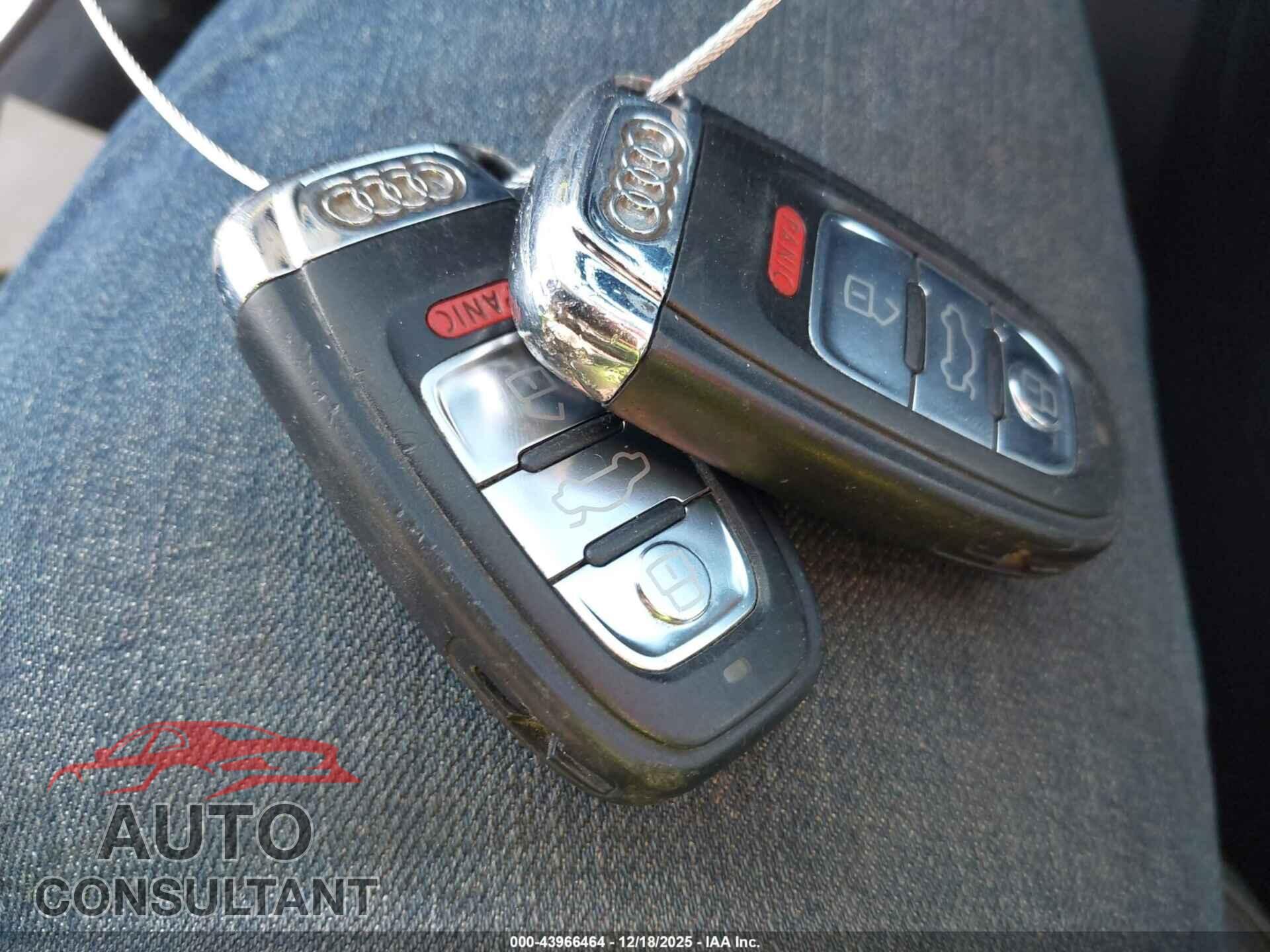 AUDI A4 2012 - WAUHFAFL0CN007723