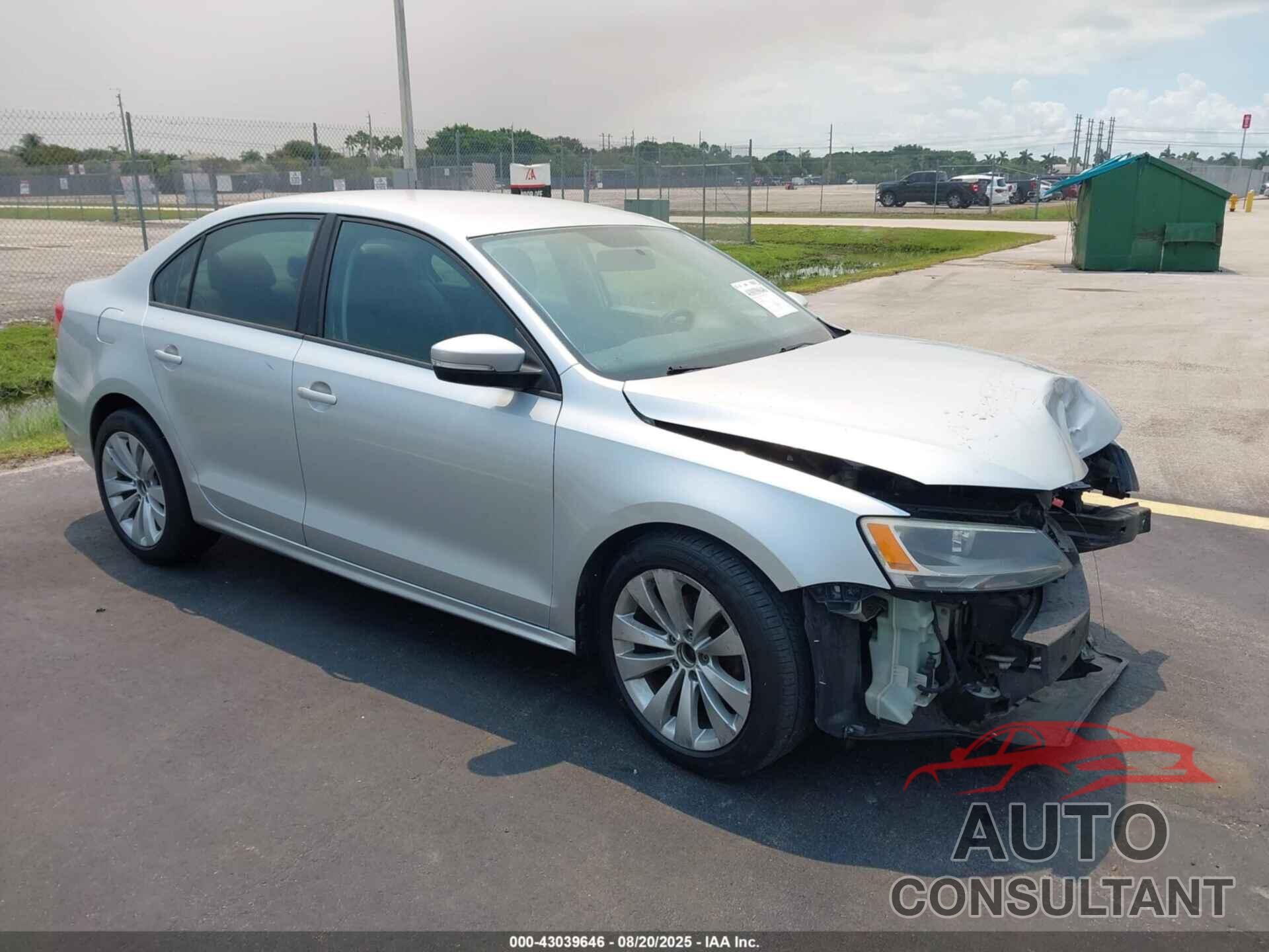 VOLKSWAGEN JETTA 2011 - 3VWDX7AJ5BM339198