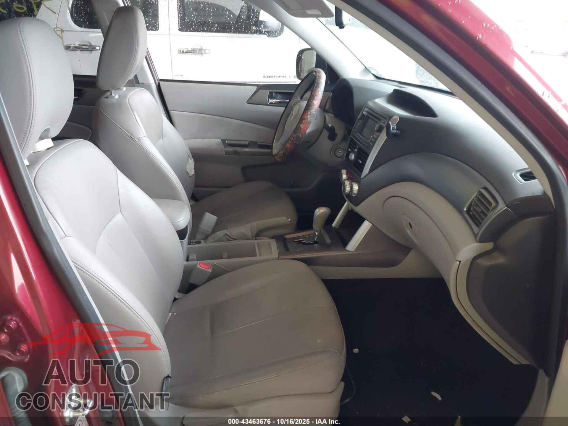 SUBARU FORESTER 2011 - JF2SHAEC2BH738947