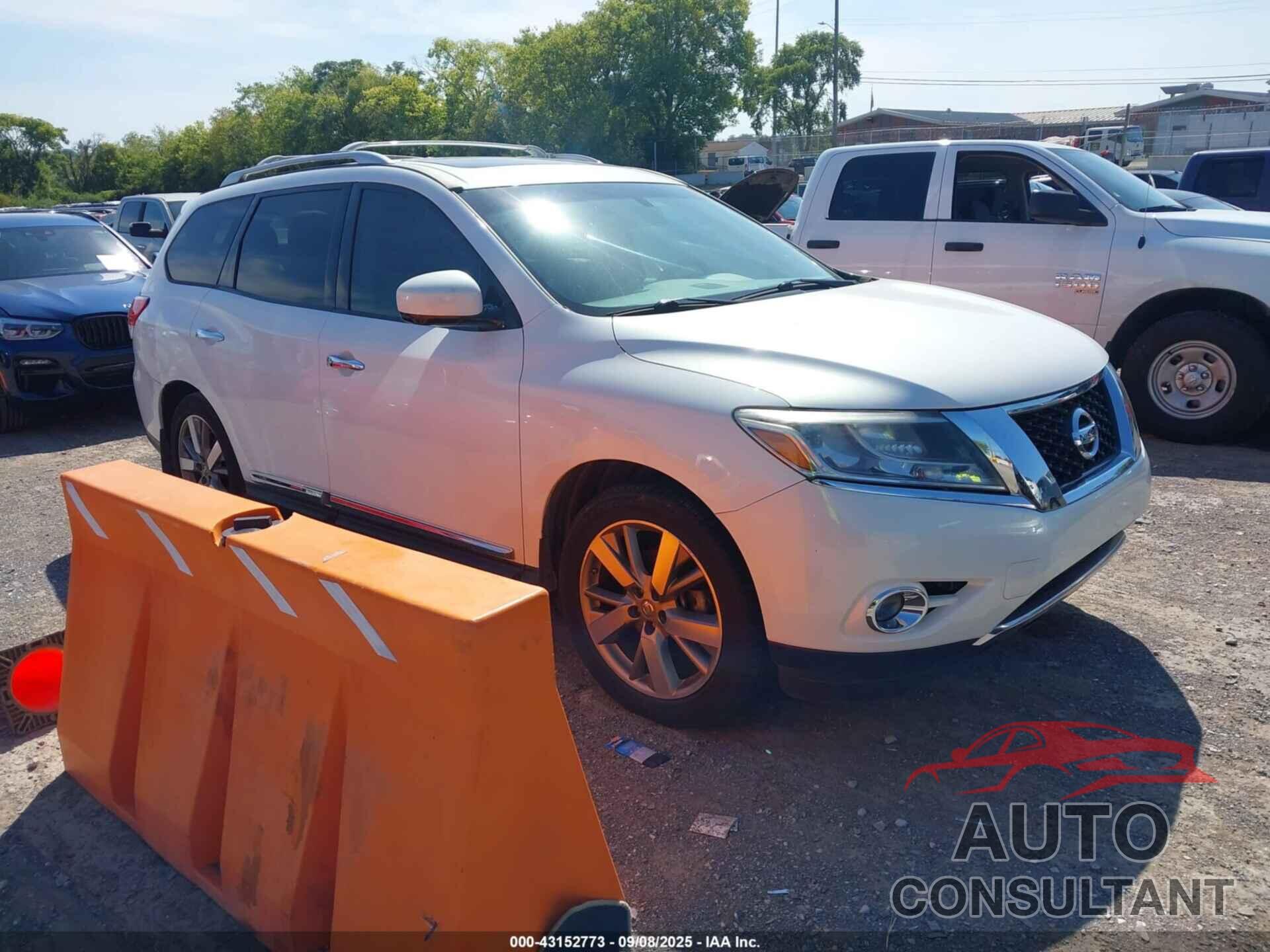 NISSAN PATHFINDER 2014 - 5N1AR2MN4EC632142