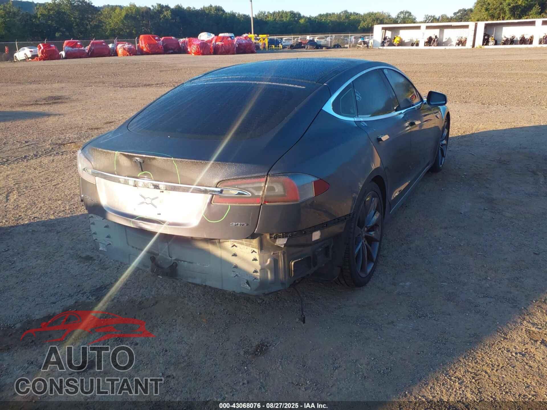 TESLA MODEL S 2016 - 5YJSA1E20GF134010
