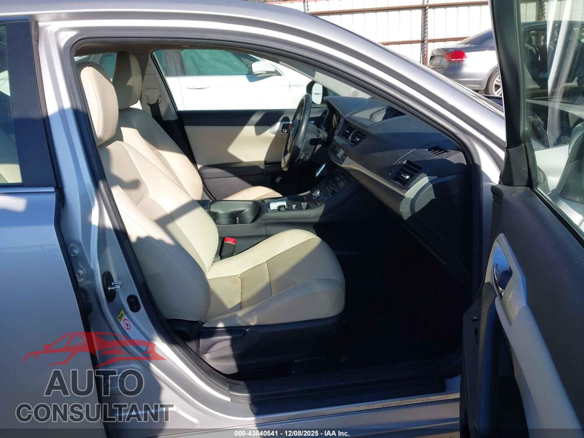LEXUS CT 200H 2012 - JTHKD5BH7C2115473