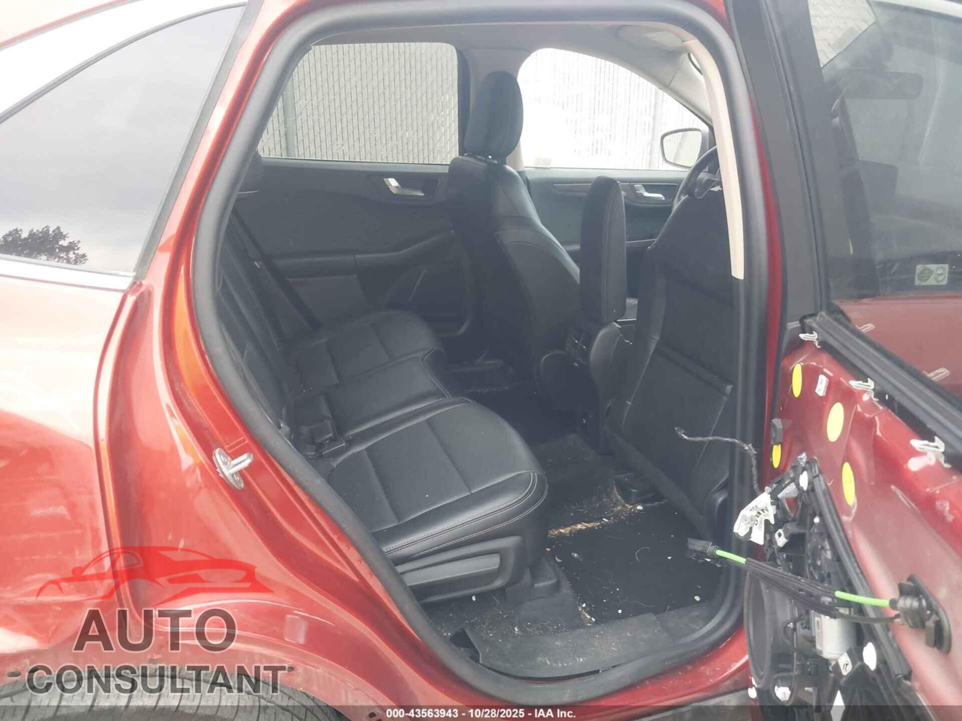 FORD ESCAPE 2020 - 1FMCU9DZ6LUA42759
