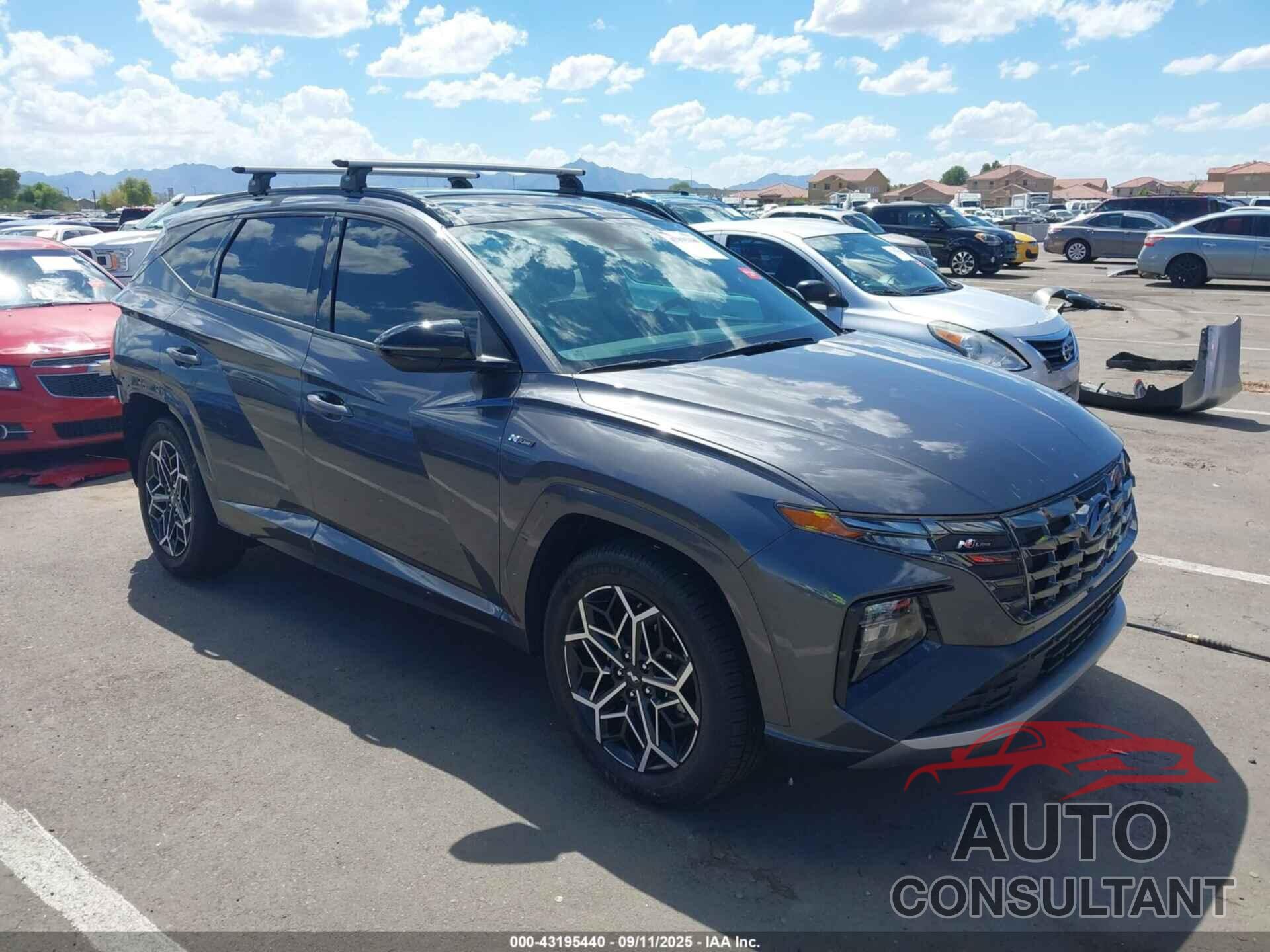 HYUNDAI TUCSON 2023 - KM8JFCAE8PU183192