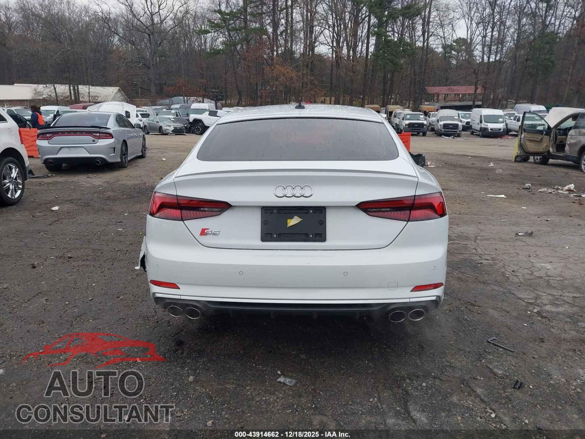 AUDI S5 2018 - WAUC4CF50JA103997