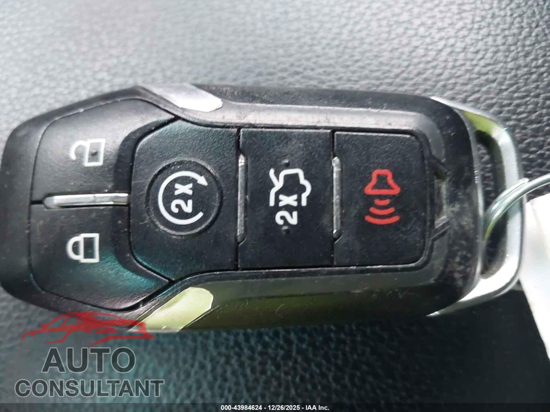 FORD EXPLORER 2017 - 1FM5K8D85HGB86129