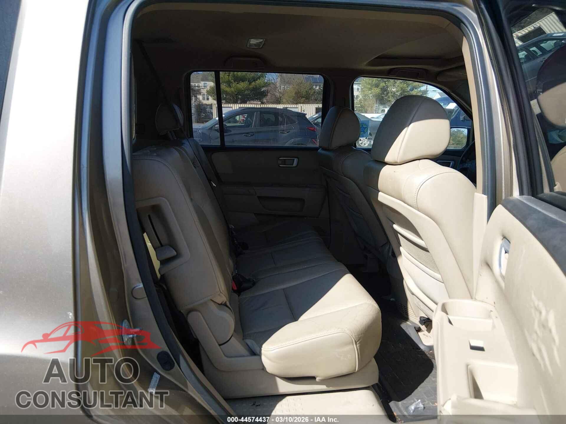 HONDA PILOT 2010 - 5FNYF4H57AB031287