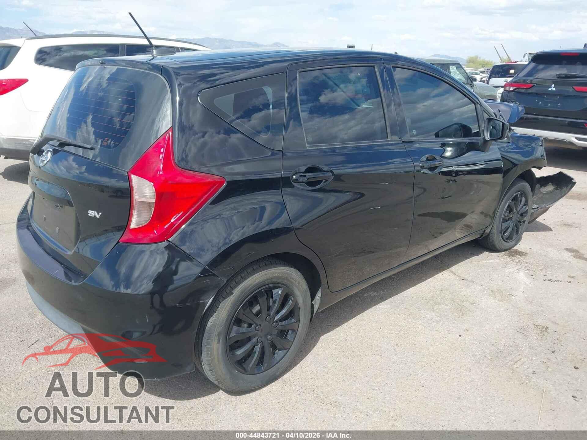 NISSAN VERSA NOTE 2018 - 3N1CE2CP8JL363589