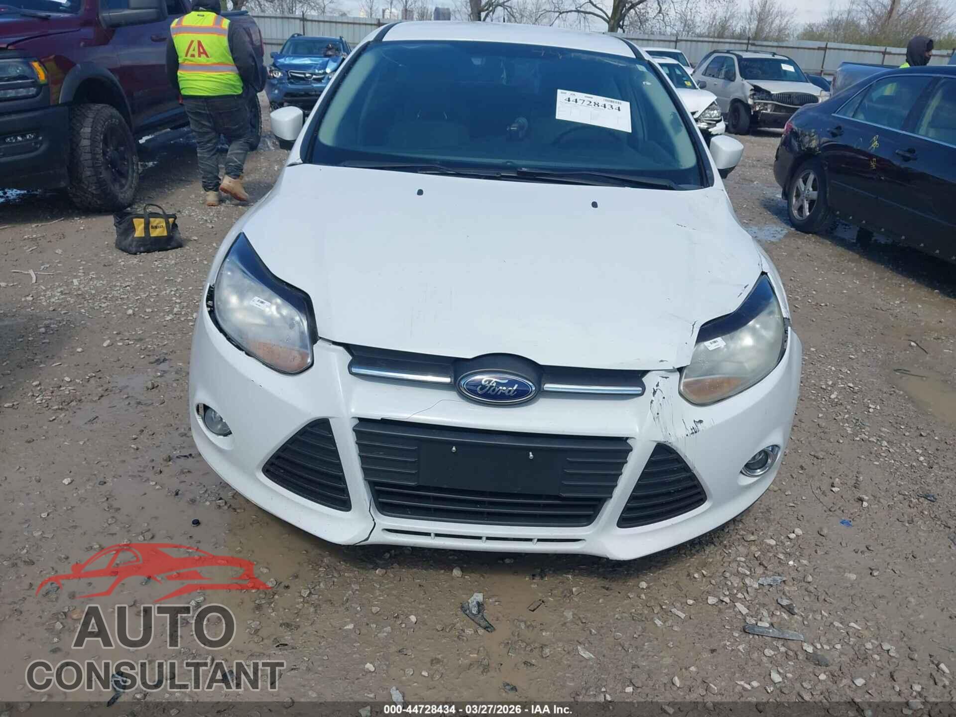 FORD FOCUS 2012 - 1FAHP3K21CL226135