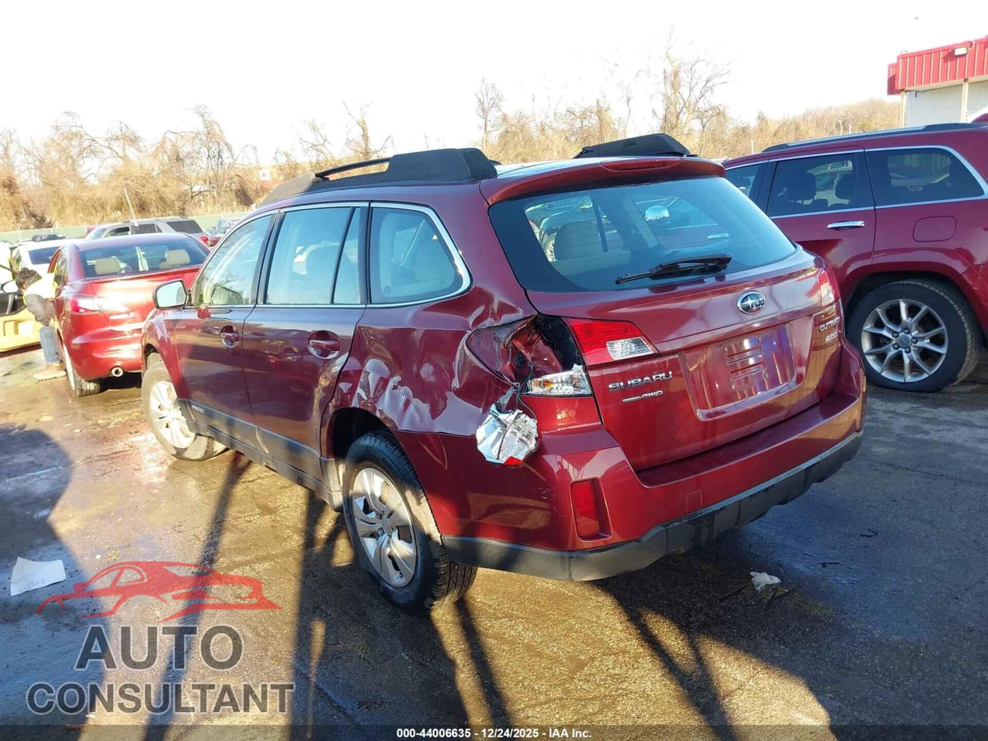 SUBARU OUTBACK 2013 - 4S4BRBAC1D3252813