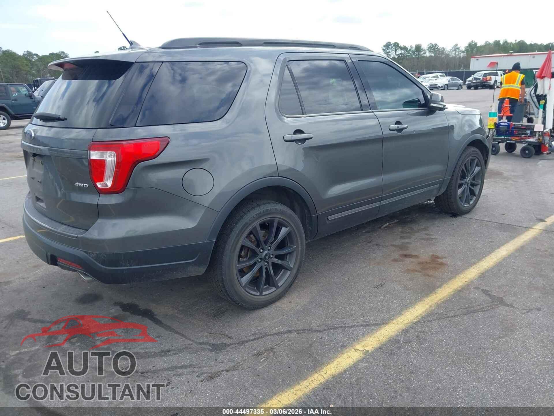 FORD EXPLORER 2018 - 1FM5K8D87JGB84095
