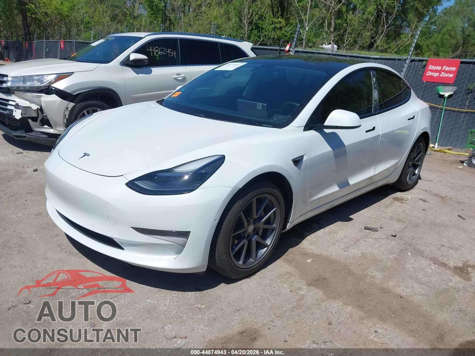 TESLA MODEL 3 2021 - 5YJ3E1EA9MF923493