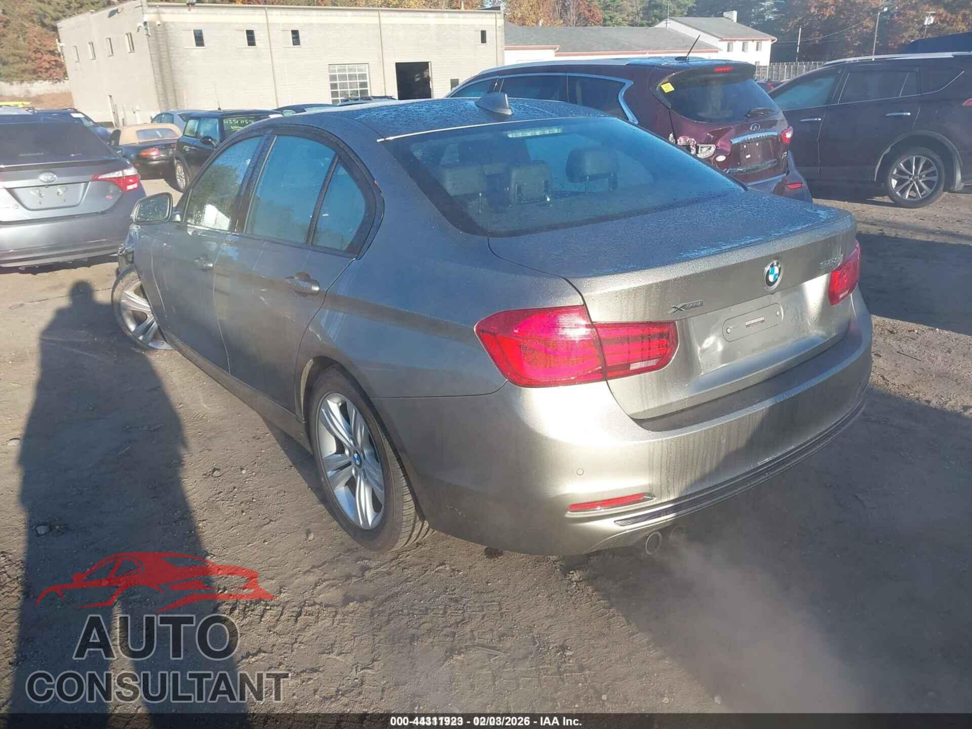 BMW 328I 2016 - WBA8E3G53GNU05187
