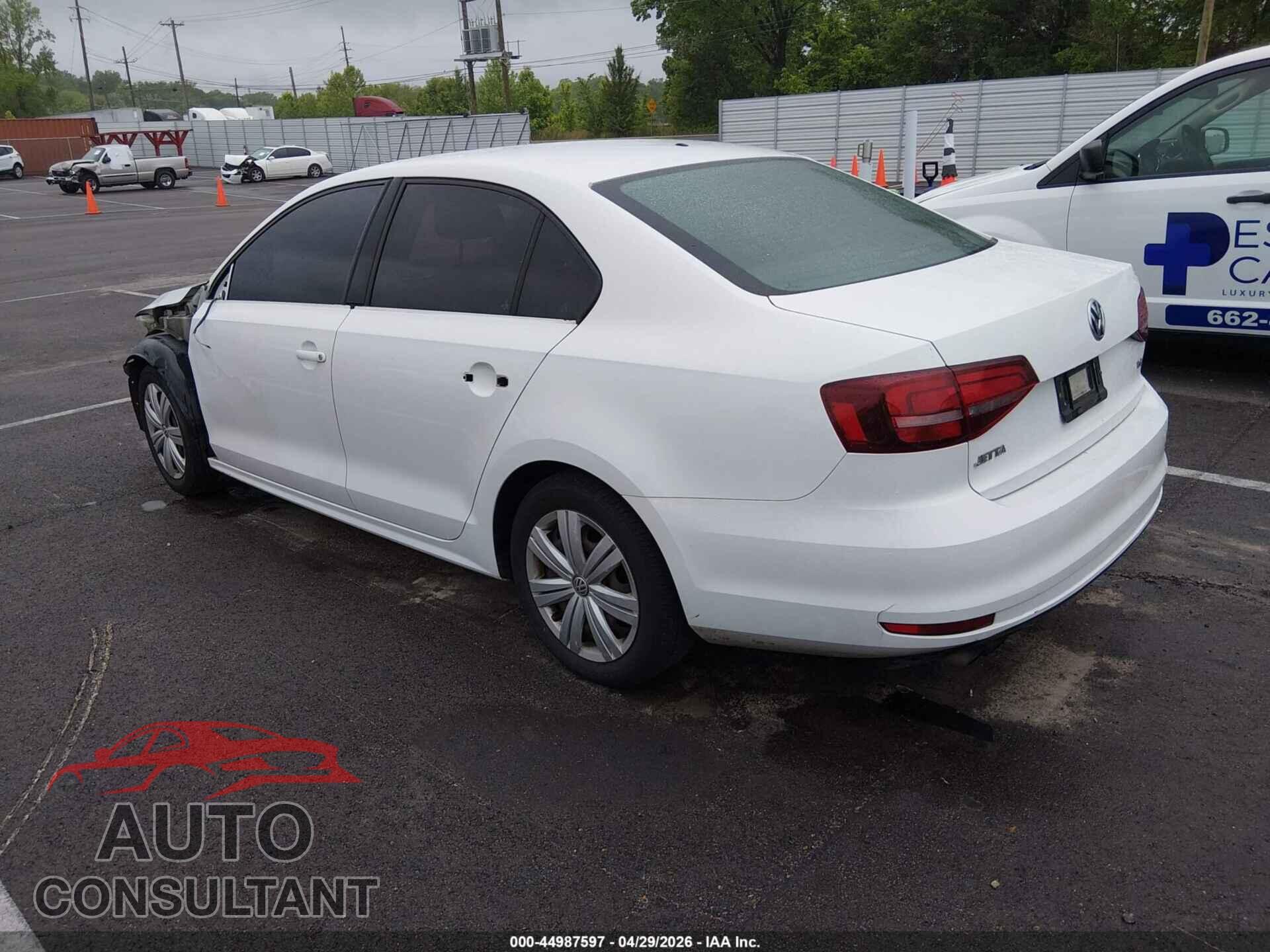 VOLKSWAGEN JETTA 2017 - 3VW2B7AJ4HM415038