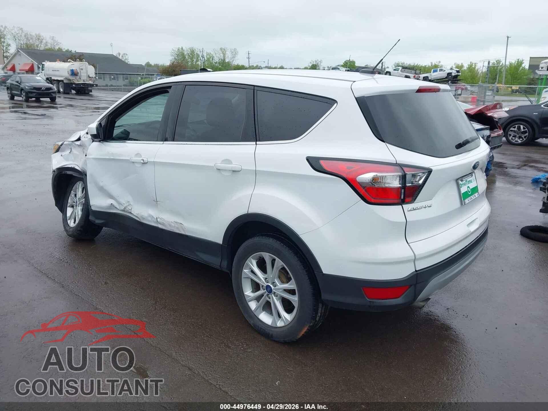 FORD ESCAPE 2017 - 1FMCU0GD2HUE14973