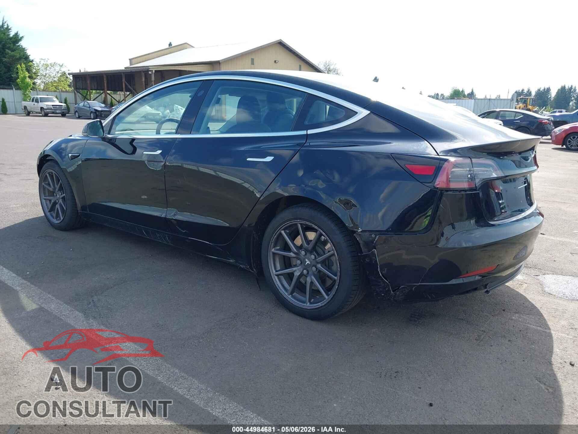 TESLA MODEL 3 2018 - 5YJ3E1EB4JF144264