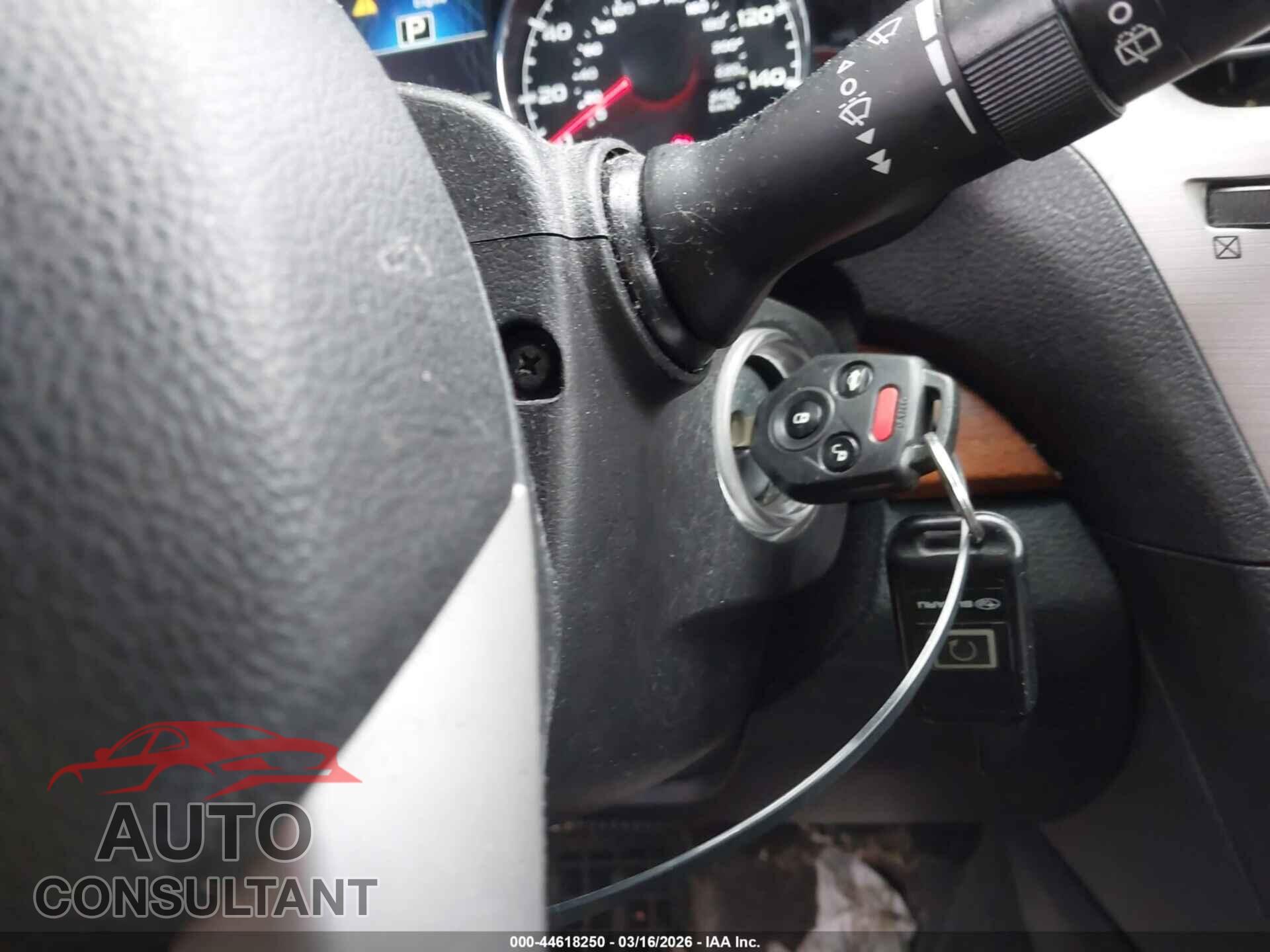 SUBARU OUTBACK 2013 - 4S4BRBKC8D3265640