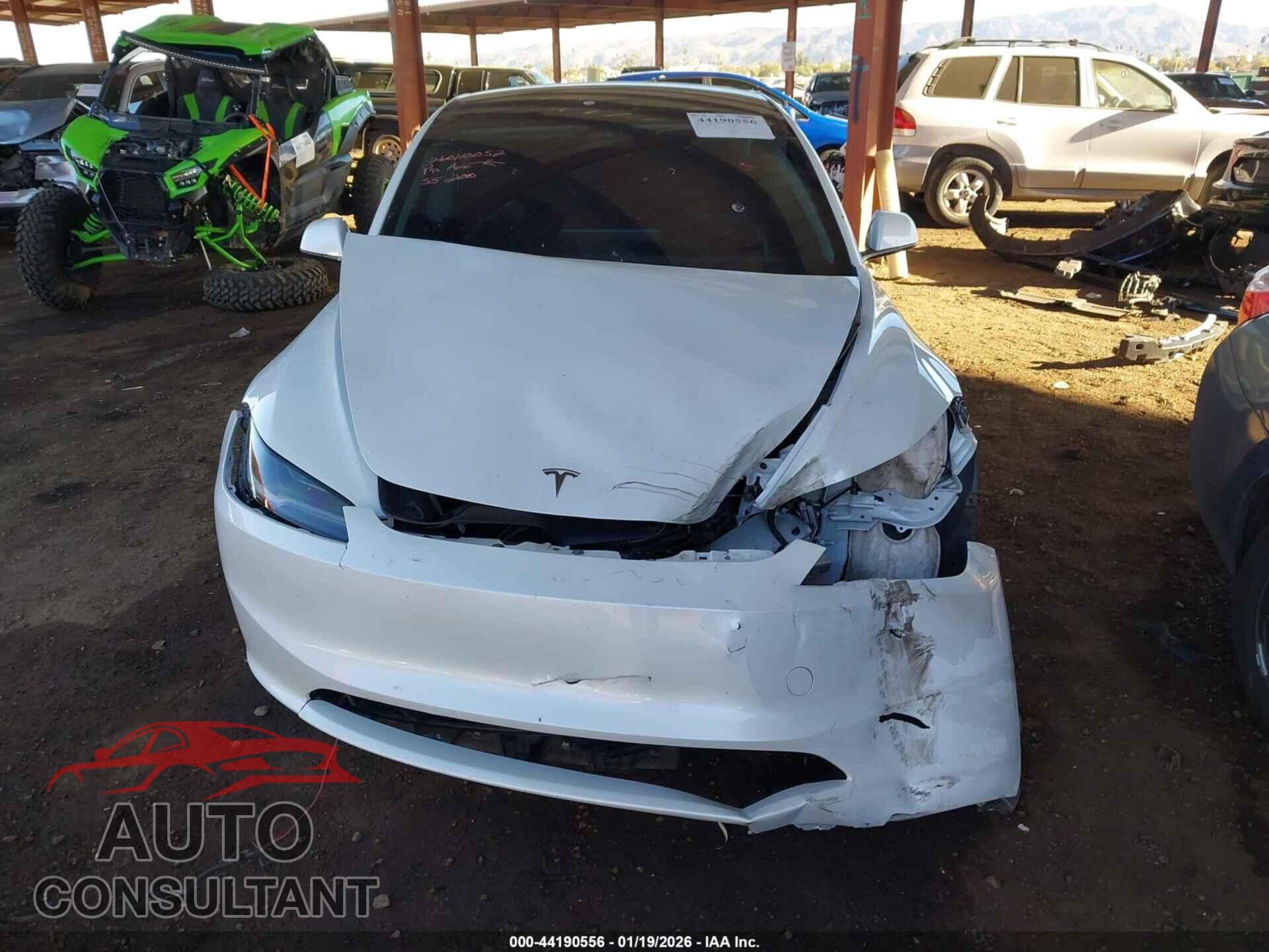 TESLA MODEL 3 2024 - 5YJ3E1EB4RF817971