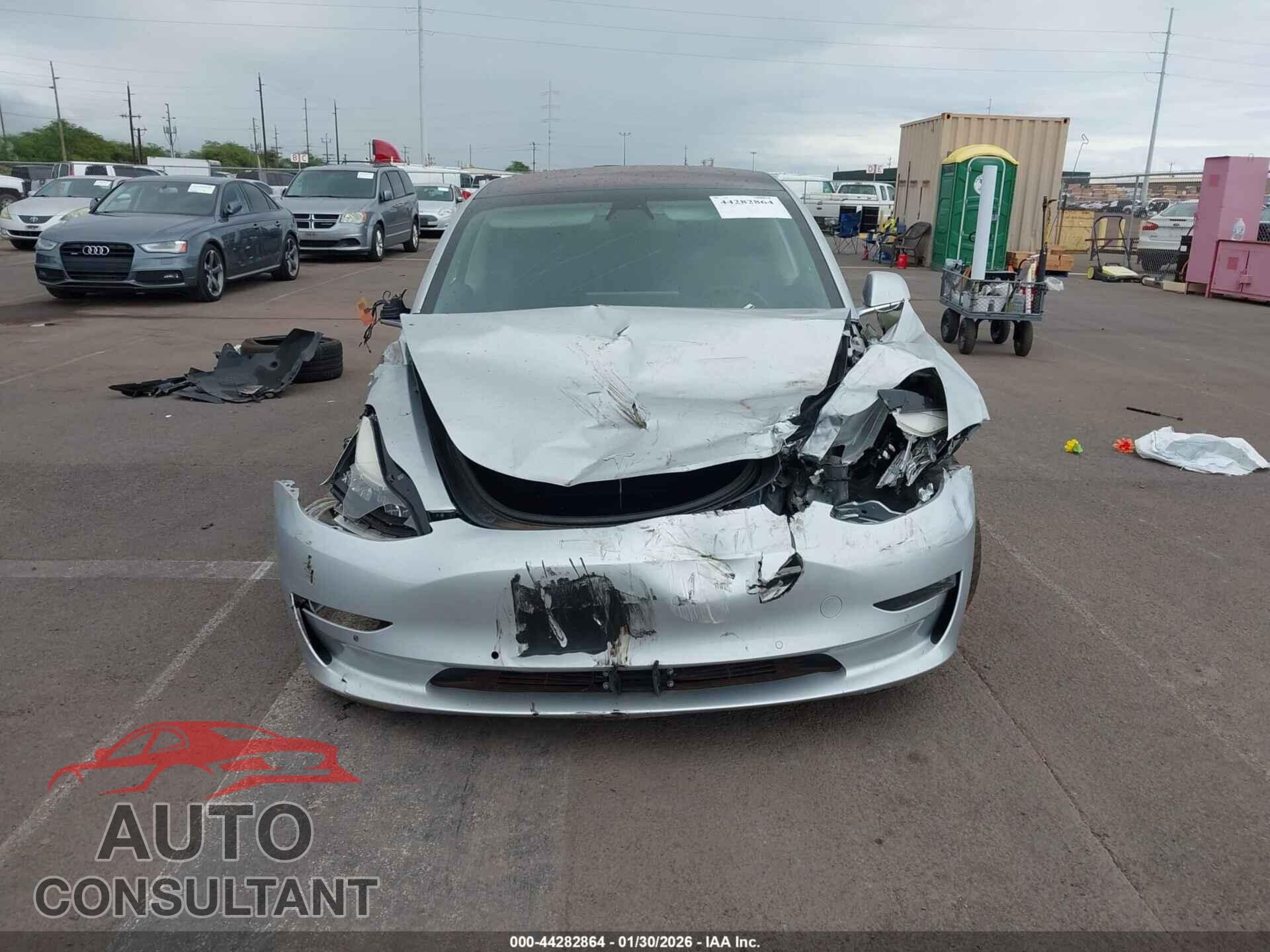 TESLA MODEL 3 2018 - 5YJ3E1EB2JF054921