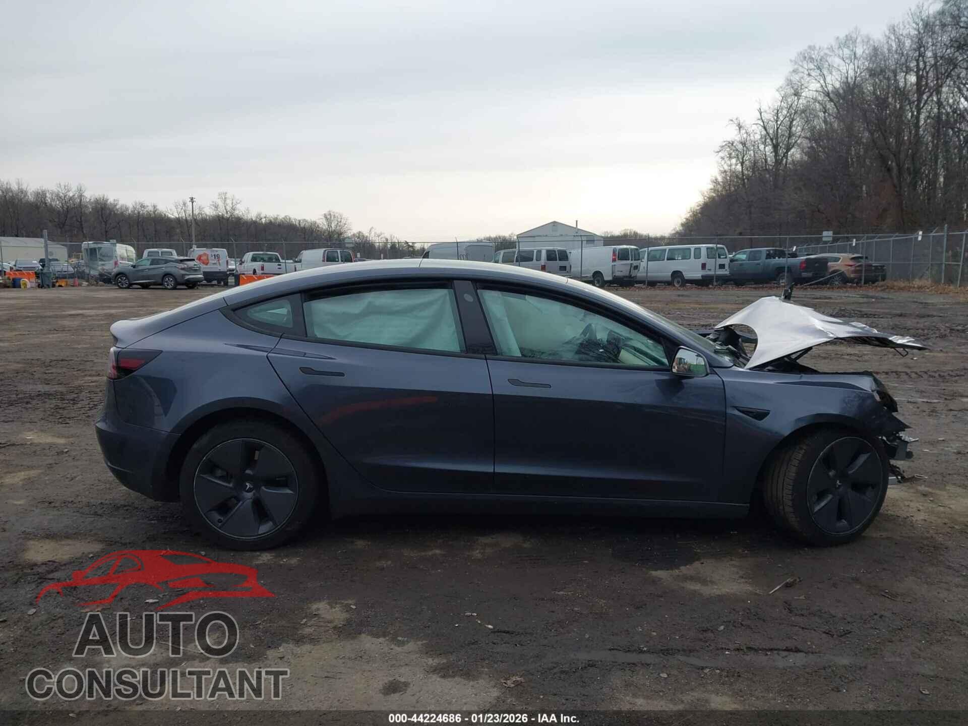 TESLA MODEL 3 2022 - 5YJ3E1EB8NF112813