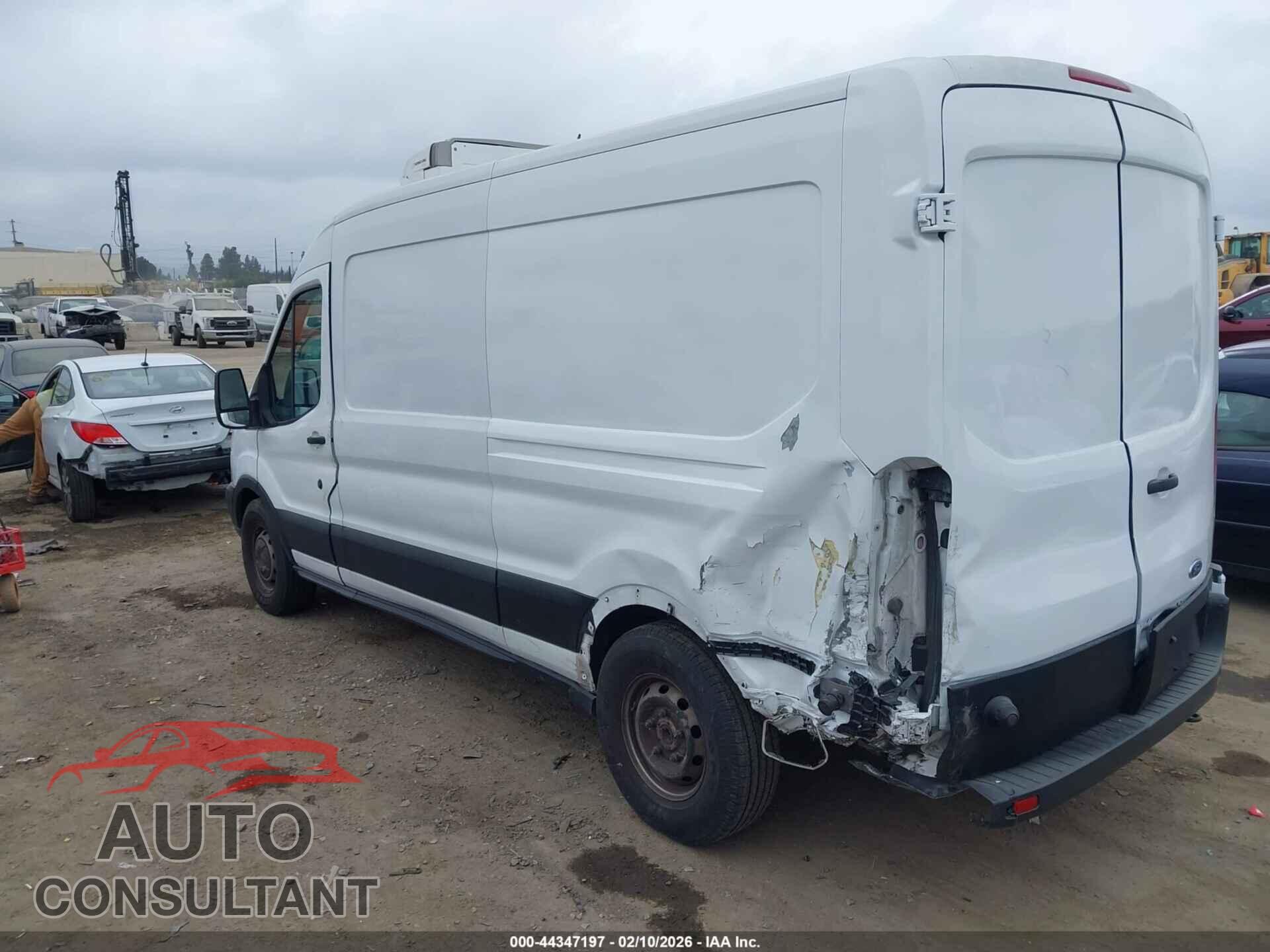 FORD TRANSIT-150 2015 - 1FTNE2CM2FKA44094