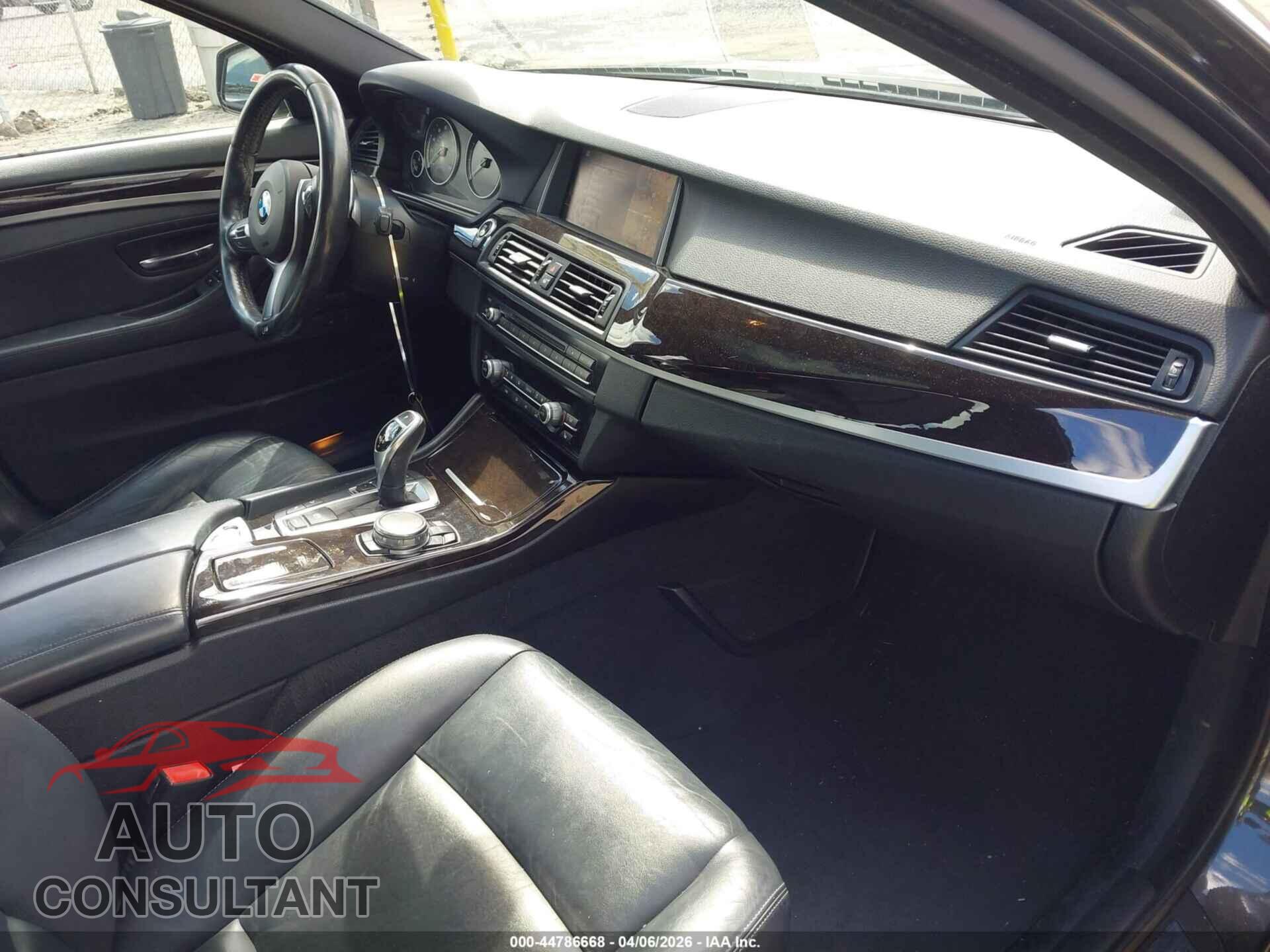 BMW 528I 2015 - WBA5A7C50FD626732