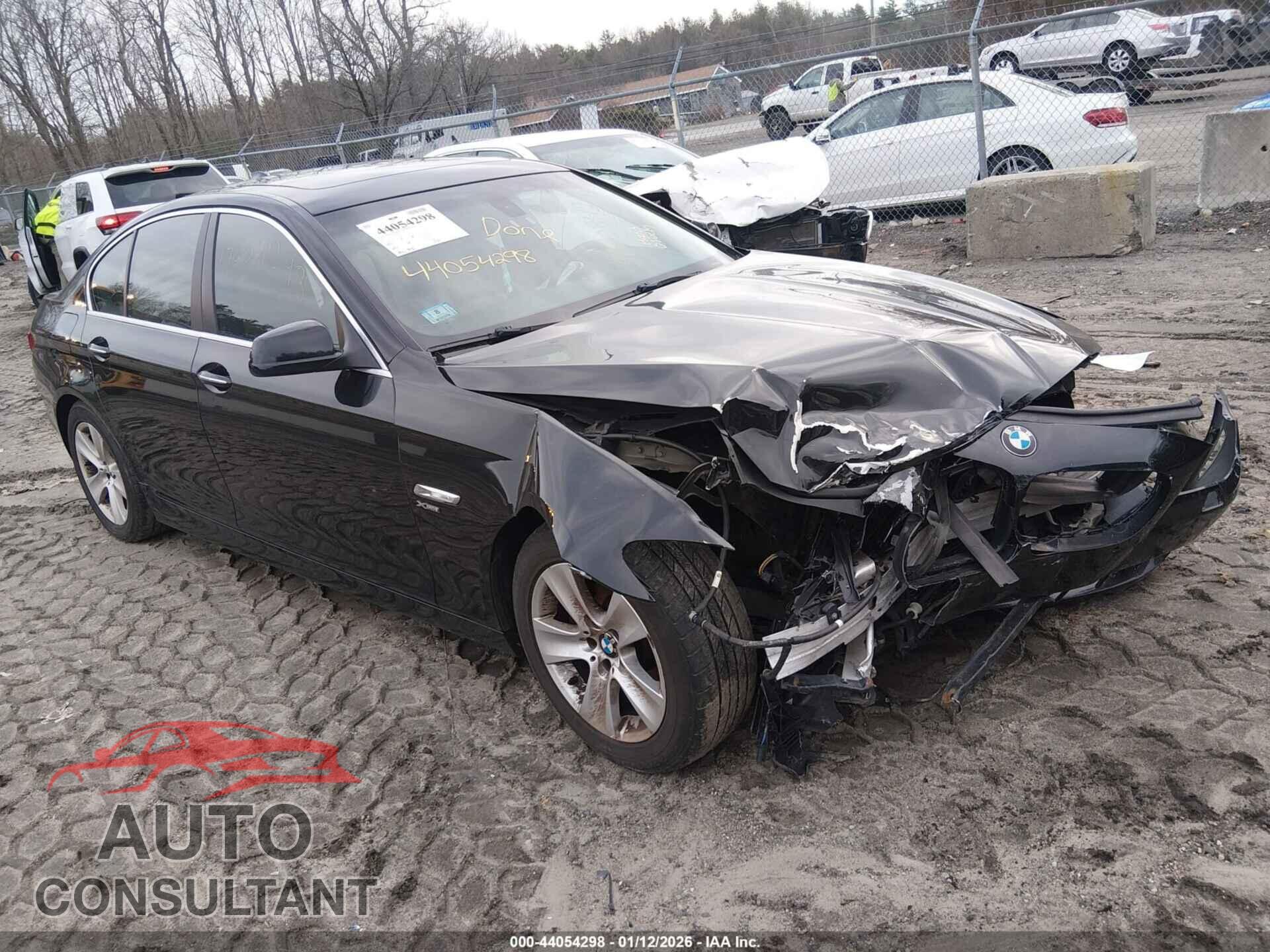 BMW 528I 2012 - WBAXH5C56CDW05131