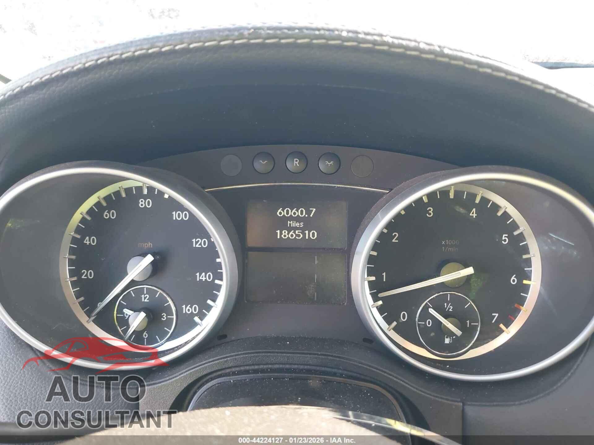 MERCEDES-BENZ GL 2012 - 4JGBF7BEXCA777434